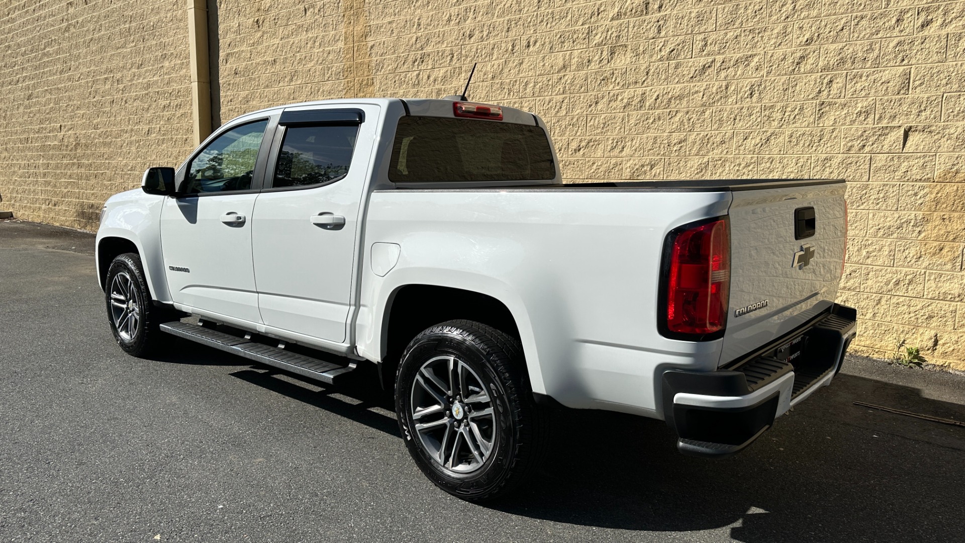 Used 2019 Chevrolet Colorado 2WD Work Truck for sale Sold at Formula Imports in Charlotte NC 28227 7