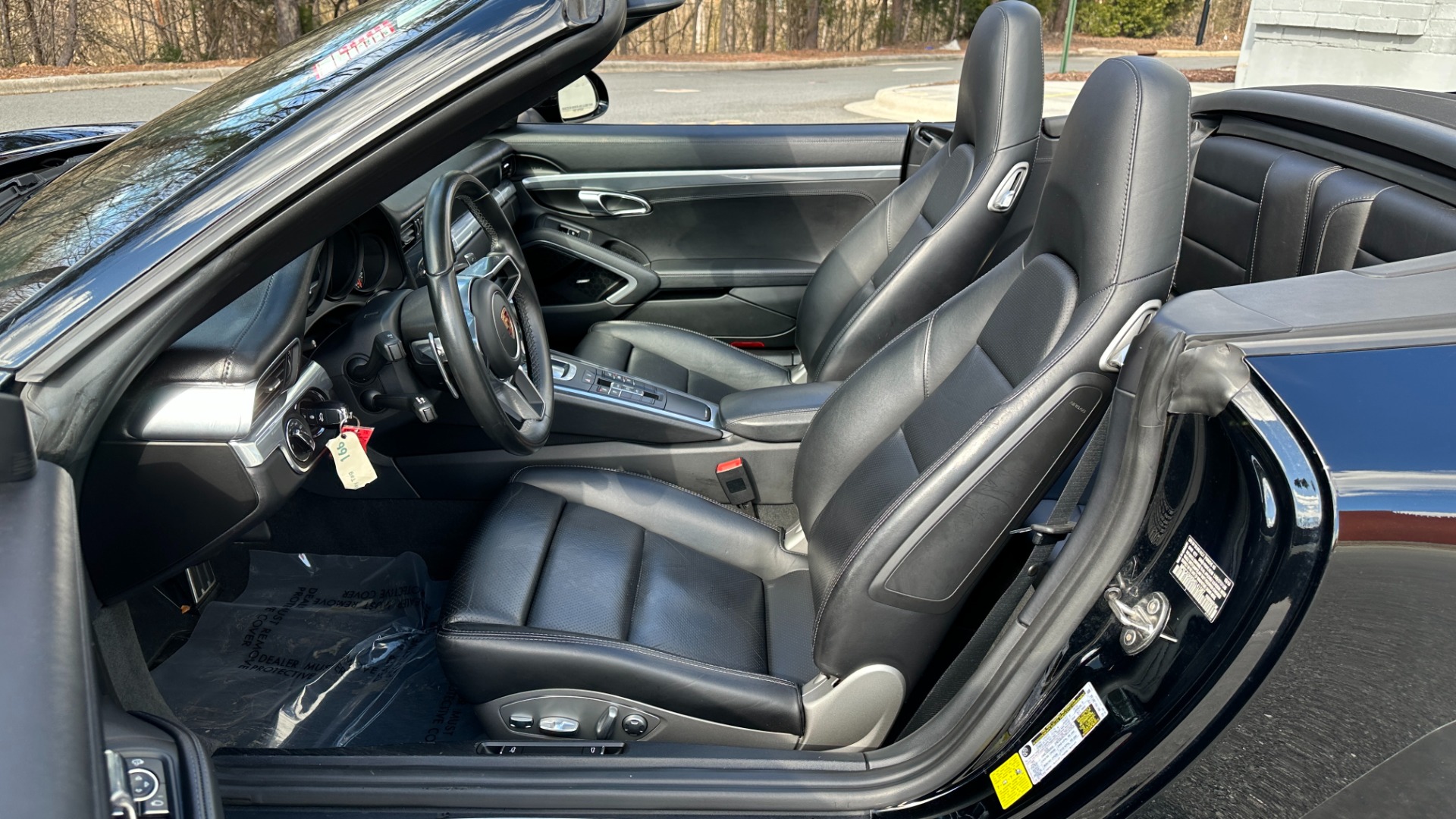 Used 2017 Porsche 911 CARRERA / SPORT EXHAUST / CABRIOLET / SPORT CHRONO / SPORT SEATS for sale Sold at Formula Imports in Charlotte NC 28227 13