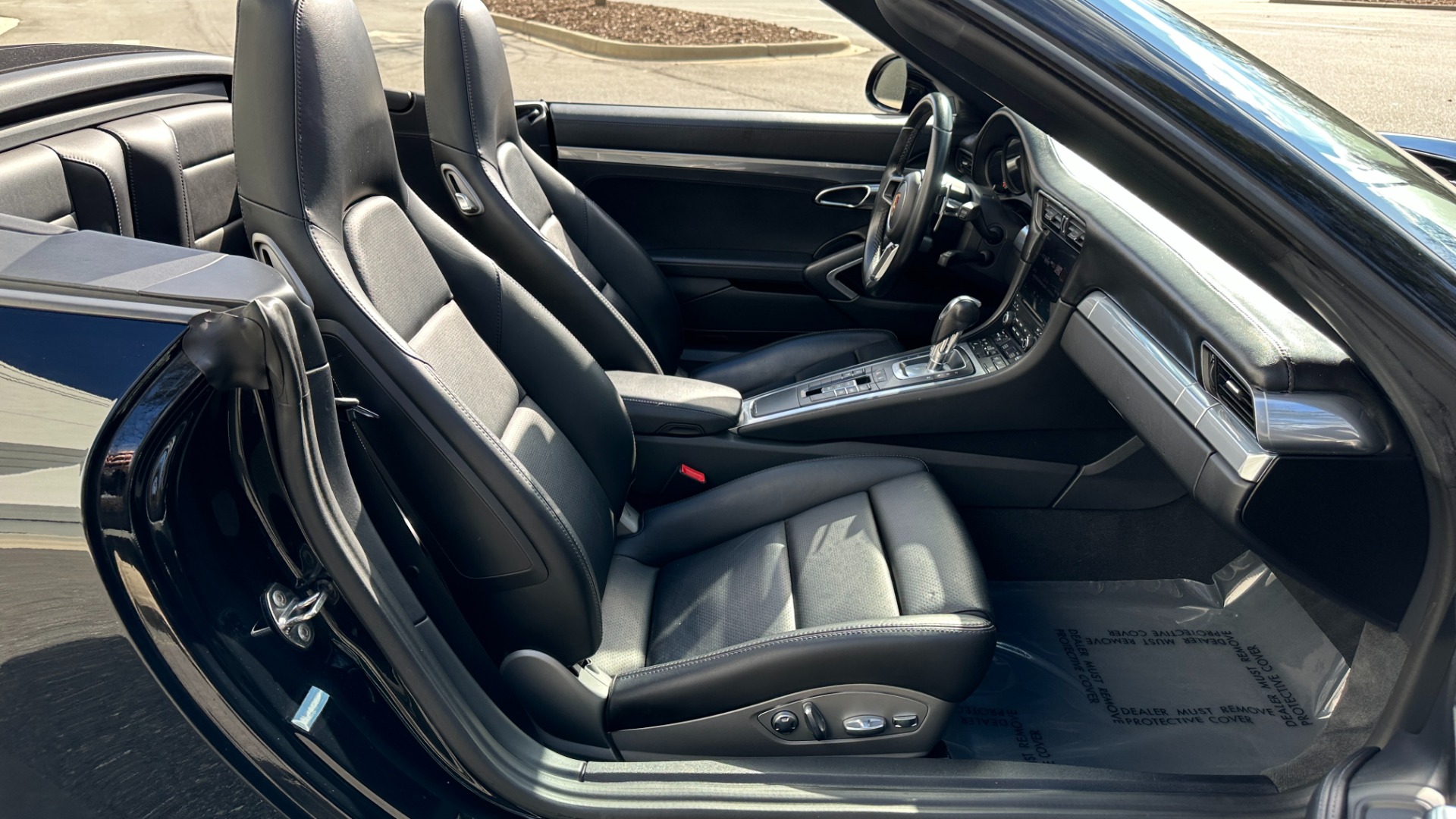 Used 2017 Porsche 911 CARRERA / SPORT EXHAUST / CABRIOLET / SPORT CHRONO / SPORT SEATS for sale Sold at Formula Imports in Charlotte NC 28227 19