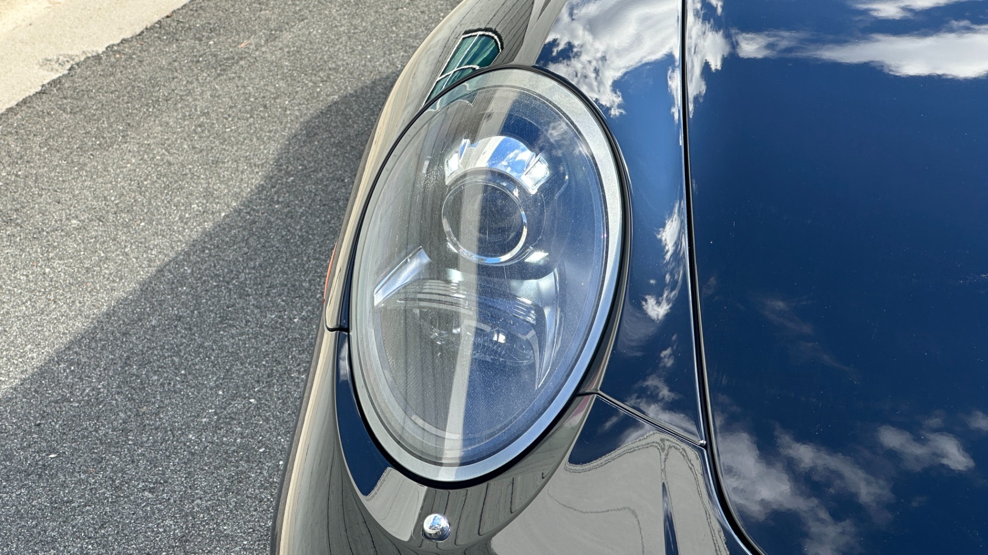 Used 2017 Porsche 911 CARRERA / SPORT EXHAUST / CABRIOLET / SPORT CHRONO / SPORT SEATS for sale Sold at Formula Imports in Charlotte NC 28227 36