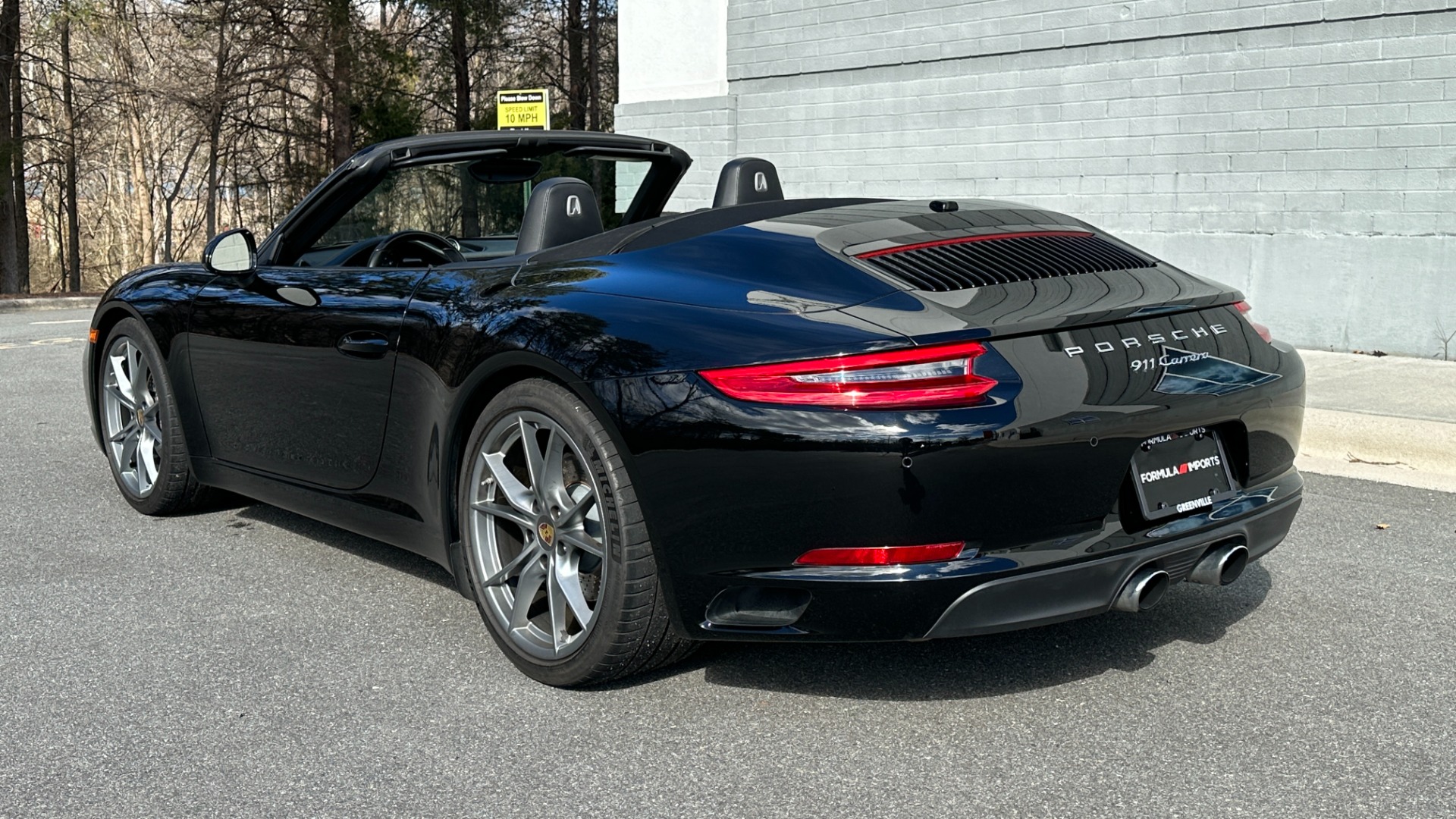 Used 2017 Porsche 911 CARRERA / SPORT EXHAUST / CABRIOLET / SPORT CHRONO / SPORT SEATS for sale Sold at Formula Imports in Charlotte NC 28227 5