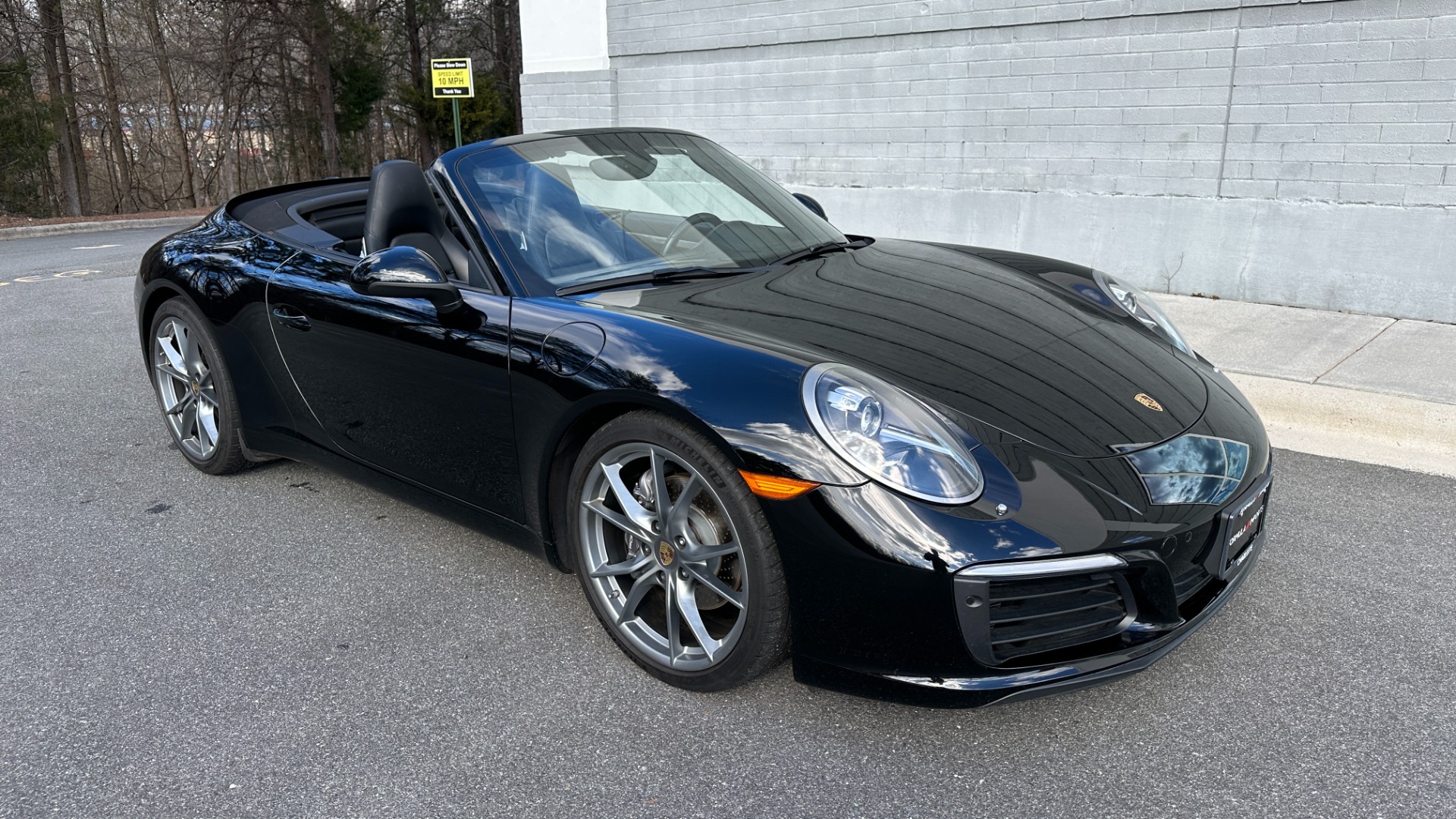 Used 2017 Porsche 911 CARRERA / SPORT EXHAUST / CABRIOLET / SPORT CHRONO / SPORT SEATS for sale Sold at Formula Imports in Charlotte NC 28227 8