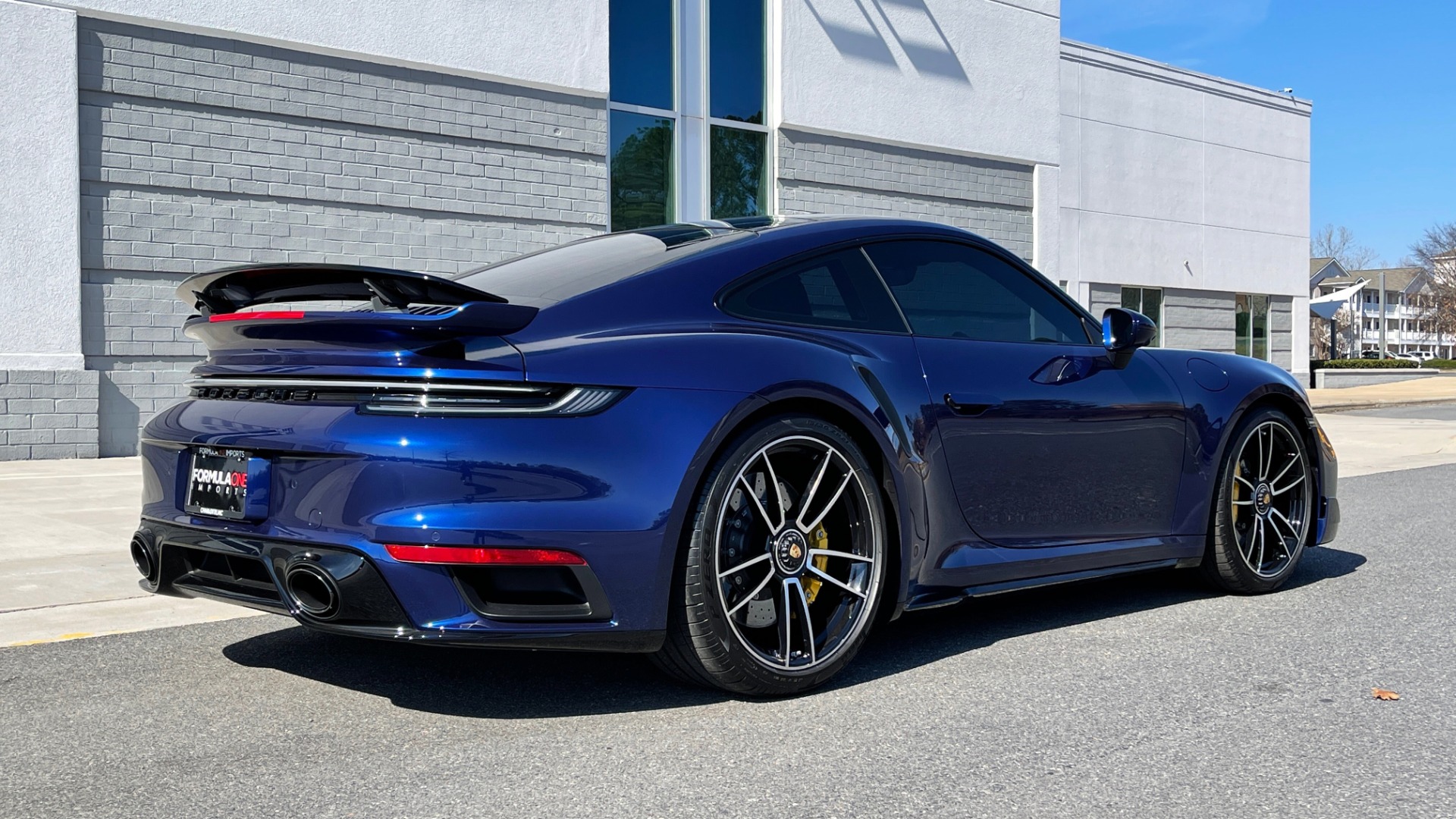 Used 2021 Porsche 911 TURBO S COUPE 3.8L / AWD / AUTO / NAV / SUNROOF / BOSE / REARVIEW for sale Sold at Formula Imports in Charlotte NC 28227 11