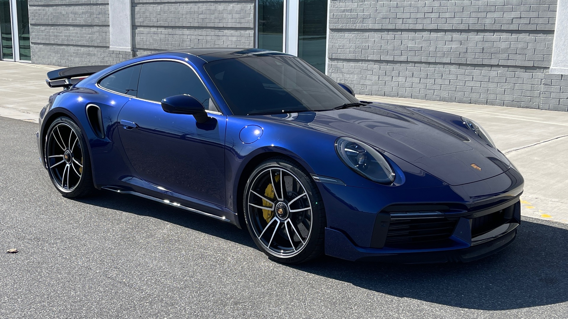 Used 2021 Porsche 911 TURBO S COUPE 3.8L / AWD / AUTO / NAV / SUNROOF / BOSE / REARVIEW for sale Sold at Formula Imports in Charlotte NC 28227 13