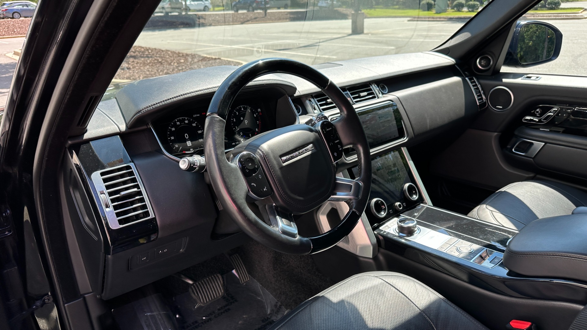Used 2019 Land Rover Range Rover HSE / DRIVE PACK / WOOD STEERING / PIANO BLACK TRIM for sale Sold at Formula Imports in Charlotte NC 28227 10