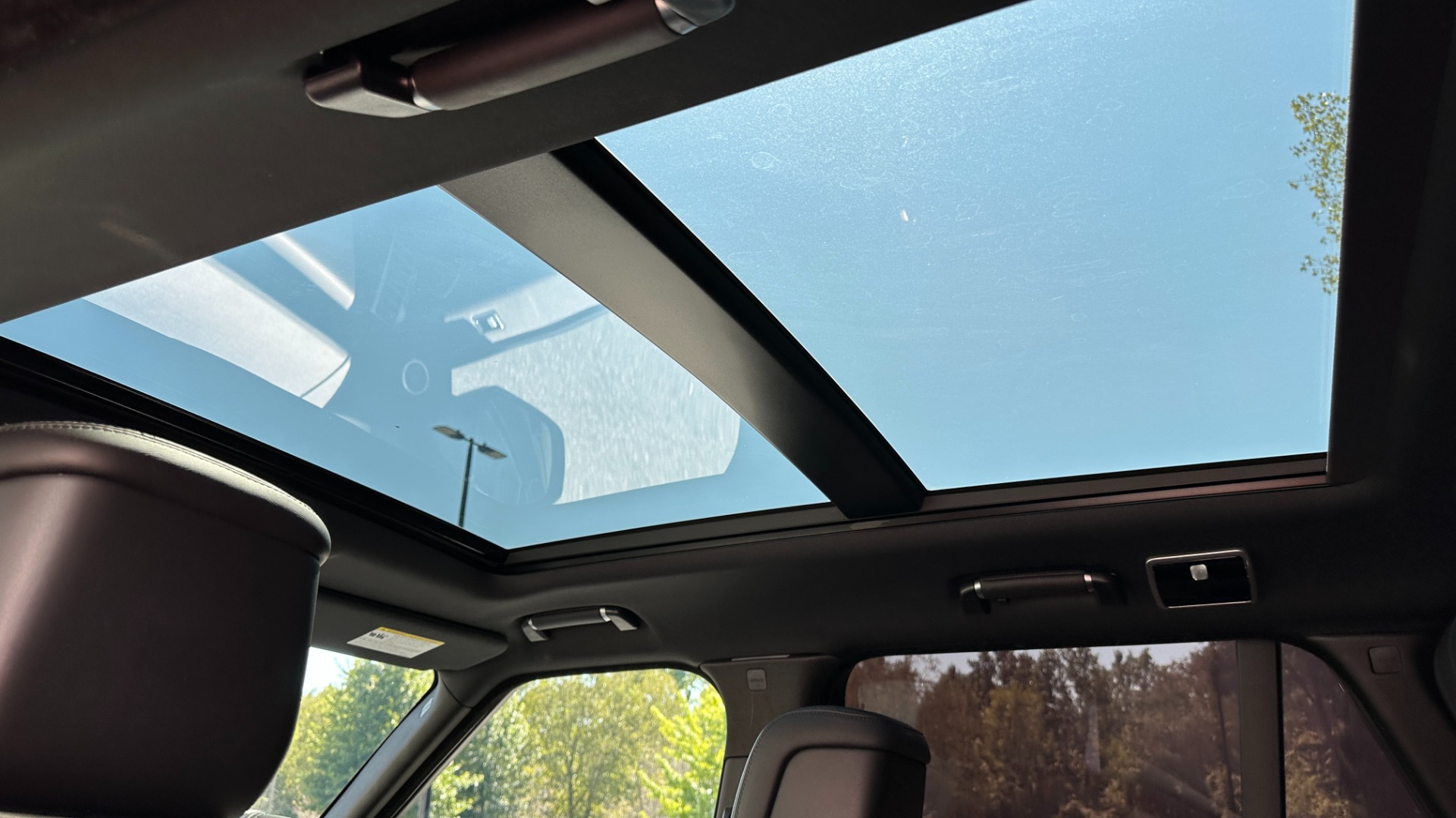 Used 2019 Land Rover Range Rover HSE / DRIVE PACK / WOOD STEERING / PIANO BLACK TRIM for sale Sold at Formula Imports in Charlotte NC 28227 21