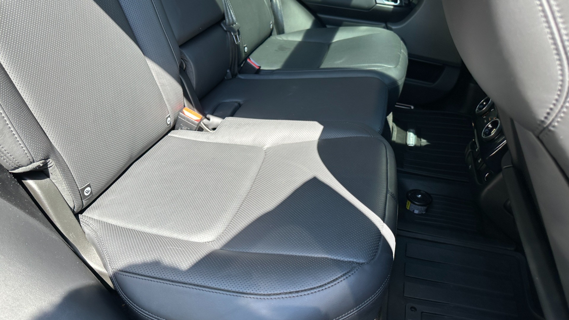 Used 2019 Land Rover Range Rover HSE / DRIVE PACK / WOOD STEERING / PIANO BLACK TRIM for sale Sold at Formula Imports in Charlotte NC 28227 26
