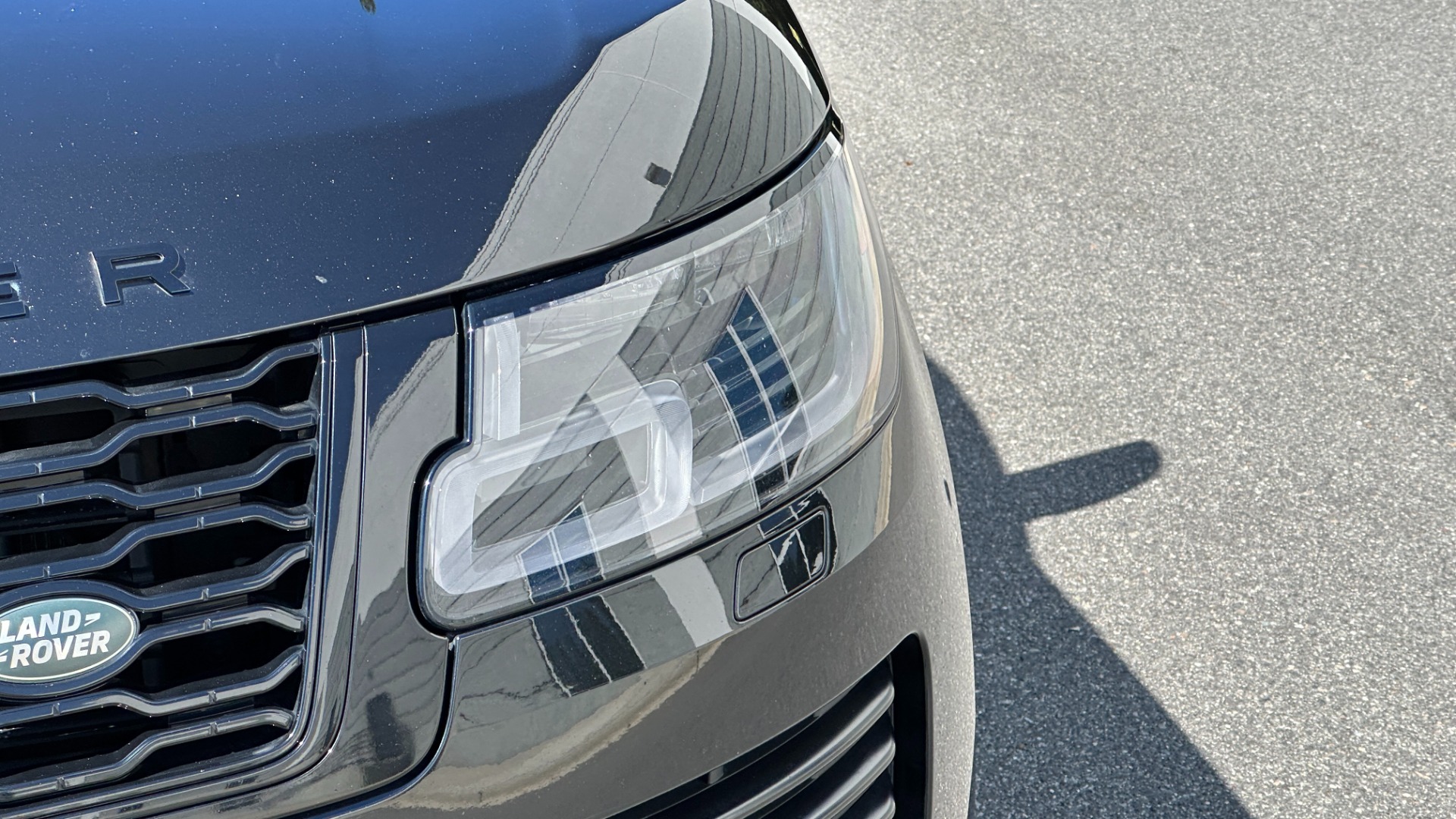 Used 2019 Land Rover Range Rover HSE / DRIVE PACK / WOOD STEERING / PIANO BLACK TRIM for sale Sold at Formula Imports in Charlotte NC 28227 38