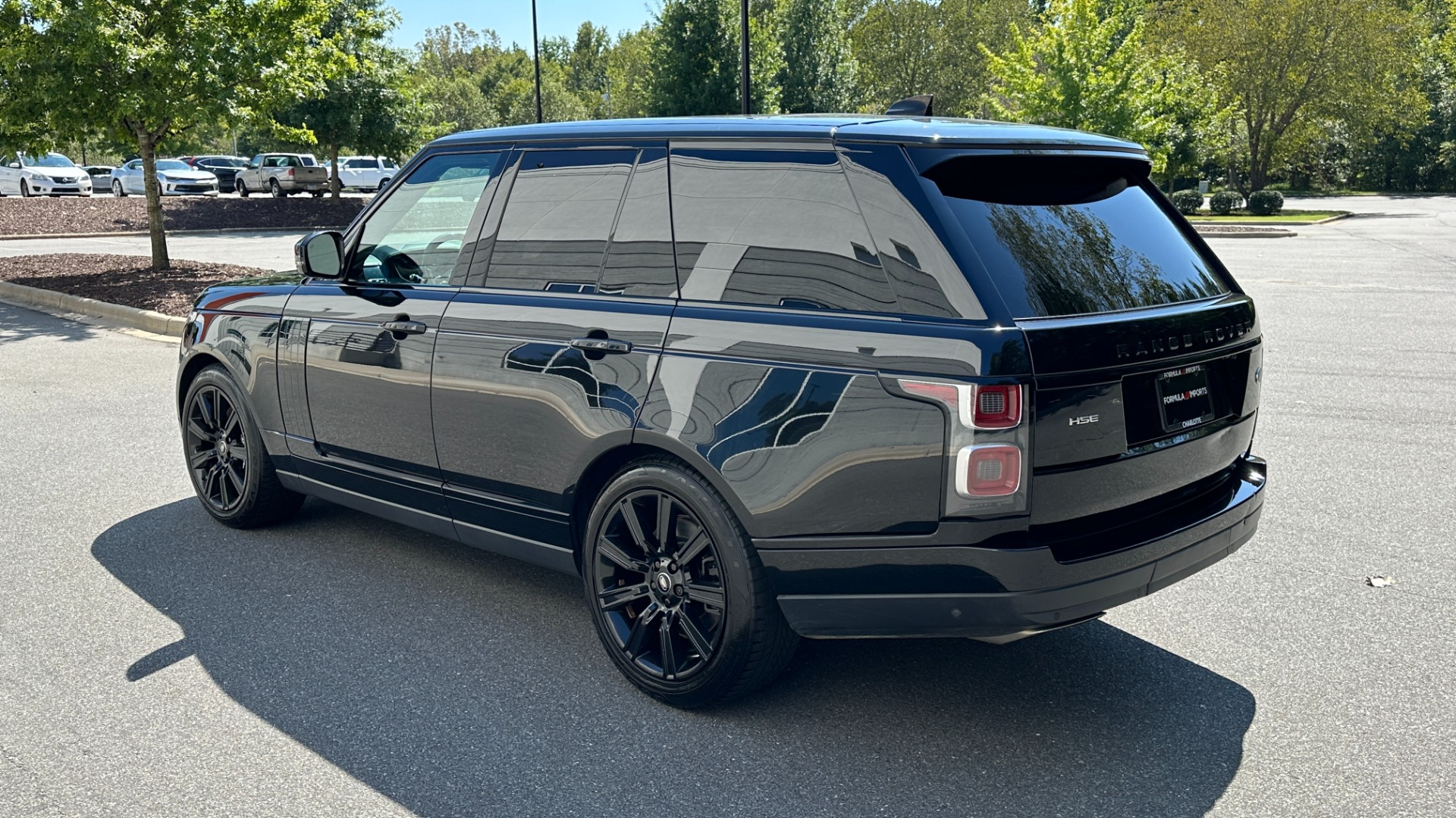 Used 2019 Land Rover Range Rover HSE / DRIVE PACK / WOOD STEERING / PIANO BLACK TRIM for sale Sold at Formula Imports in Charlotte NC 28227 4