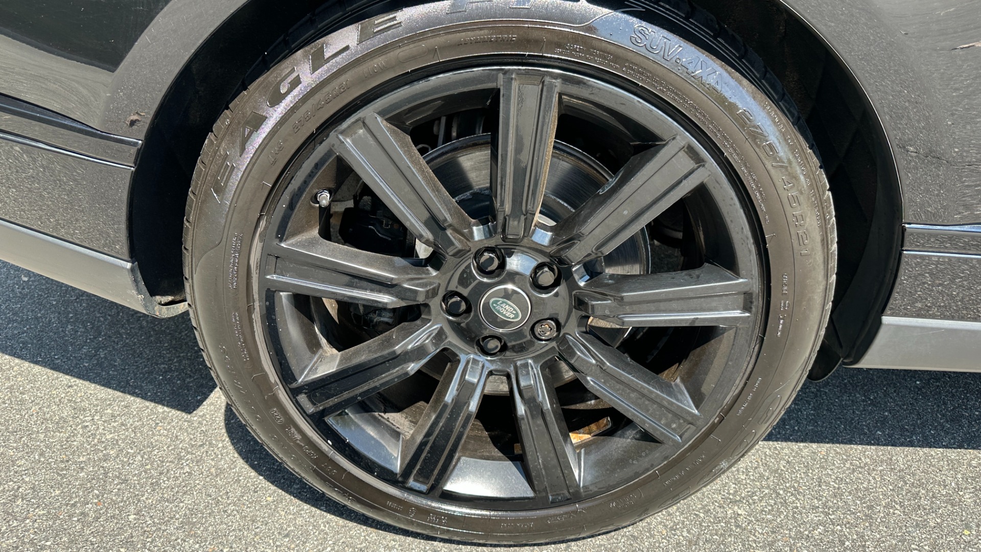 Used 2019 Land Rover Range Rover HSE / DRIVE PACK / WOOD STEERING / PIANO BLACK TRIM for sale Sold at Formula Imports in Charlotte NC 28227 43