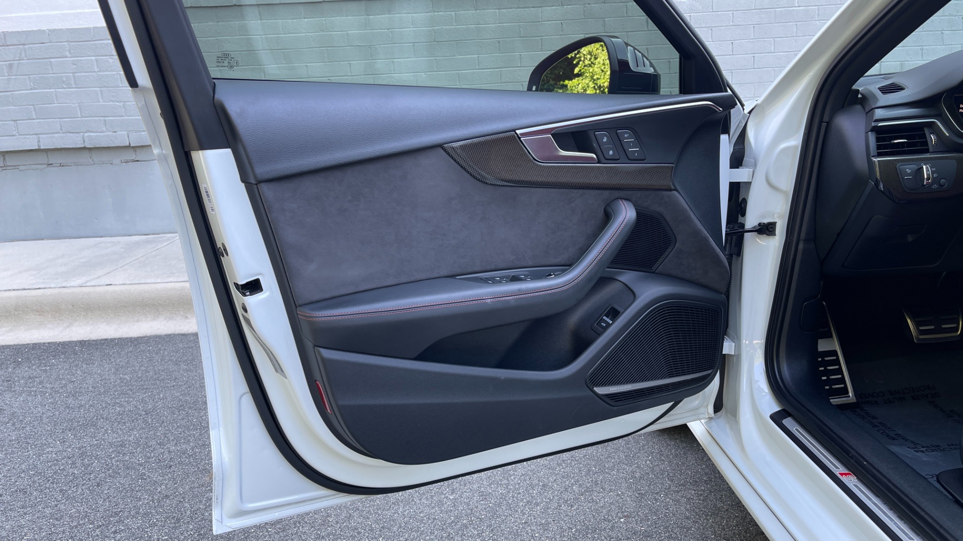 Used 2019 Audi S4 Premium Plus 3.0T / PREMIUM PLUS / S SPORT / BLACK OPTIC / NAPPA LEATHER for sale Sold at Formula Imports in Charlotte NC 28227 33