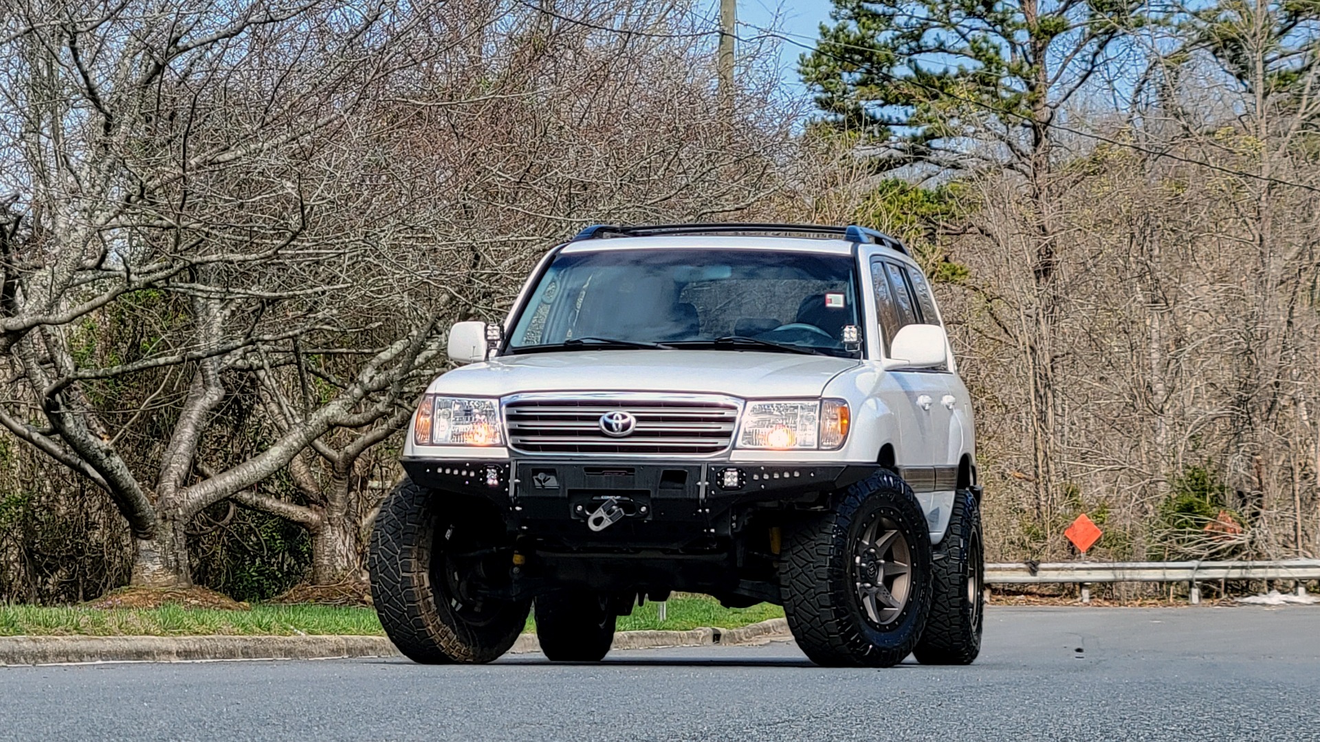 Used 2003 Toyota LAND CRUISER 4WD WAGON / 4.7L V8 / AUTO / NAVIGATION / LIFT / CUSTOM WHEELS for sale Sold at Formula Imports in Charlotte NC 28227 93