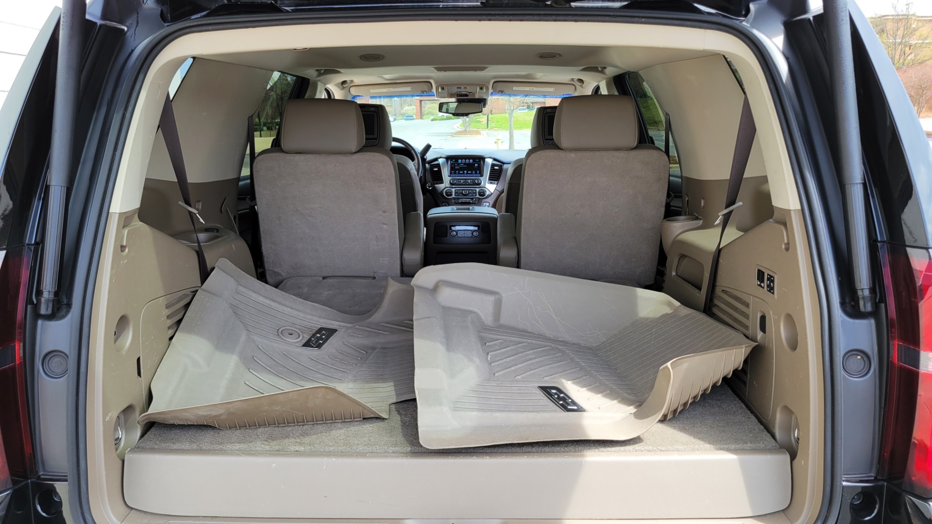 Used 2018 Chevrolet TAHOE PREMIER 6.2L 4X4 / RST EDITION / NAV / DVD / HUD / SUNROOF / REARVIEW for sale Sold at Formula Imports in Charlotte NC 28227 15