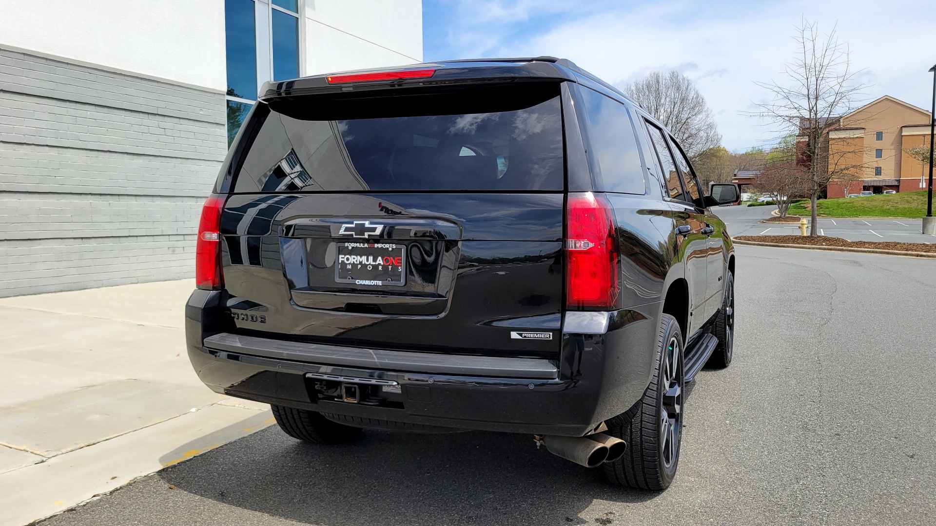 Used 2018 Chevrolet TAHOE PREMIER 6.2L 4X4 / RST EDITION / NAV / DVD / HUD / SUNROOF / REARVIEW for sale Sold at Formula Imports in Charlotte NC 28227 2