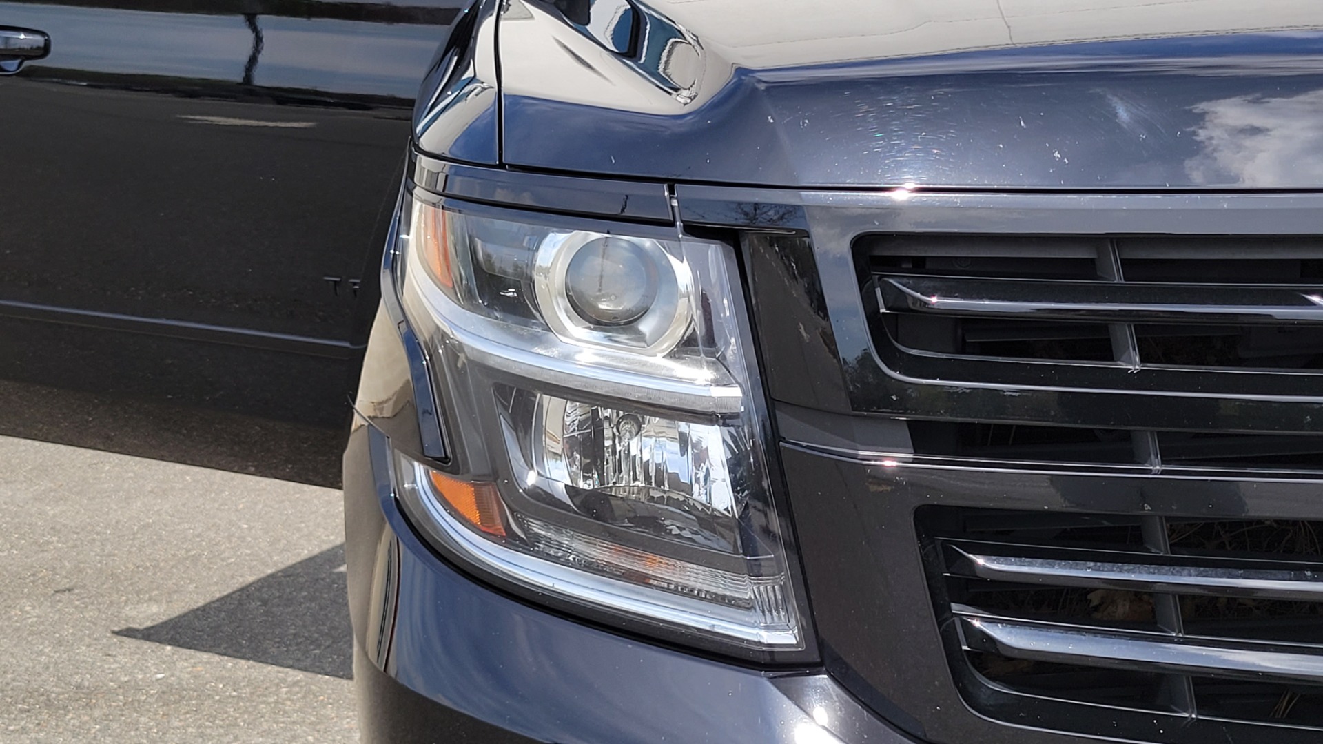 Used 2018 Chevrolet TAHOE PREMIER 6.2L 4X4 / RST EDITION / NAV / DVD / HUD / SUNROOF / REARVIEW for sale Sold at Formula Imports in Charlotte NC 28227 27