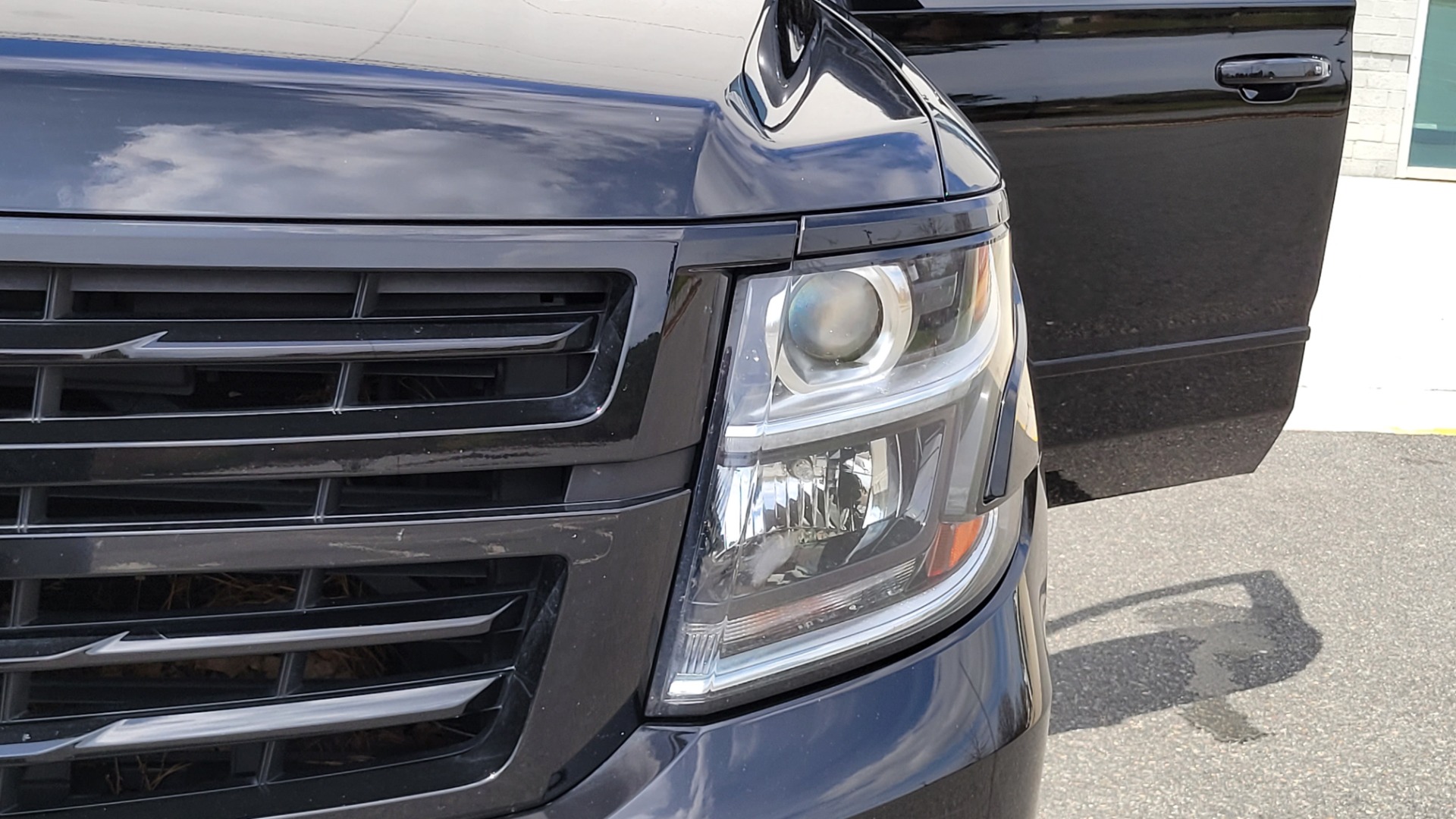 Used 2018 Chevrolet TAHOE PREMIER 6.2L 4X4 / RST EDITION / NAV / DVD / HUD / SUNROOF / REARVIEW for sale Sold at Formula Imports in Charlotte NC 28227 28