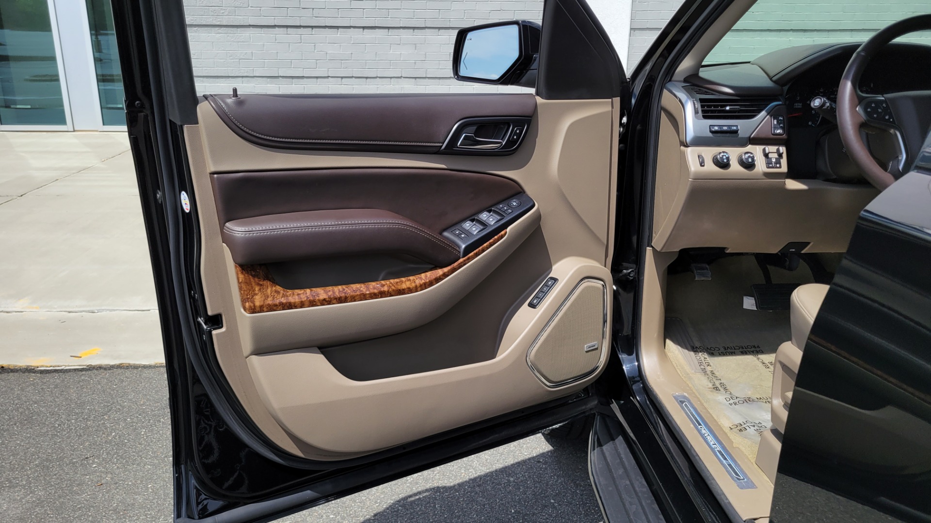 Used 2018 Chevrolet TAHOE PREMIER 6.2L 4X4 / RST EDITION / NAV / DVD / HUD / SUNROOF / REARVIEW for sale Sold at Formula Imports in Charlotte NC 28227 36