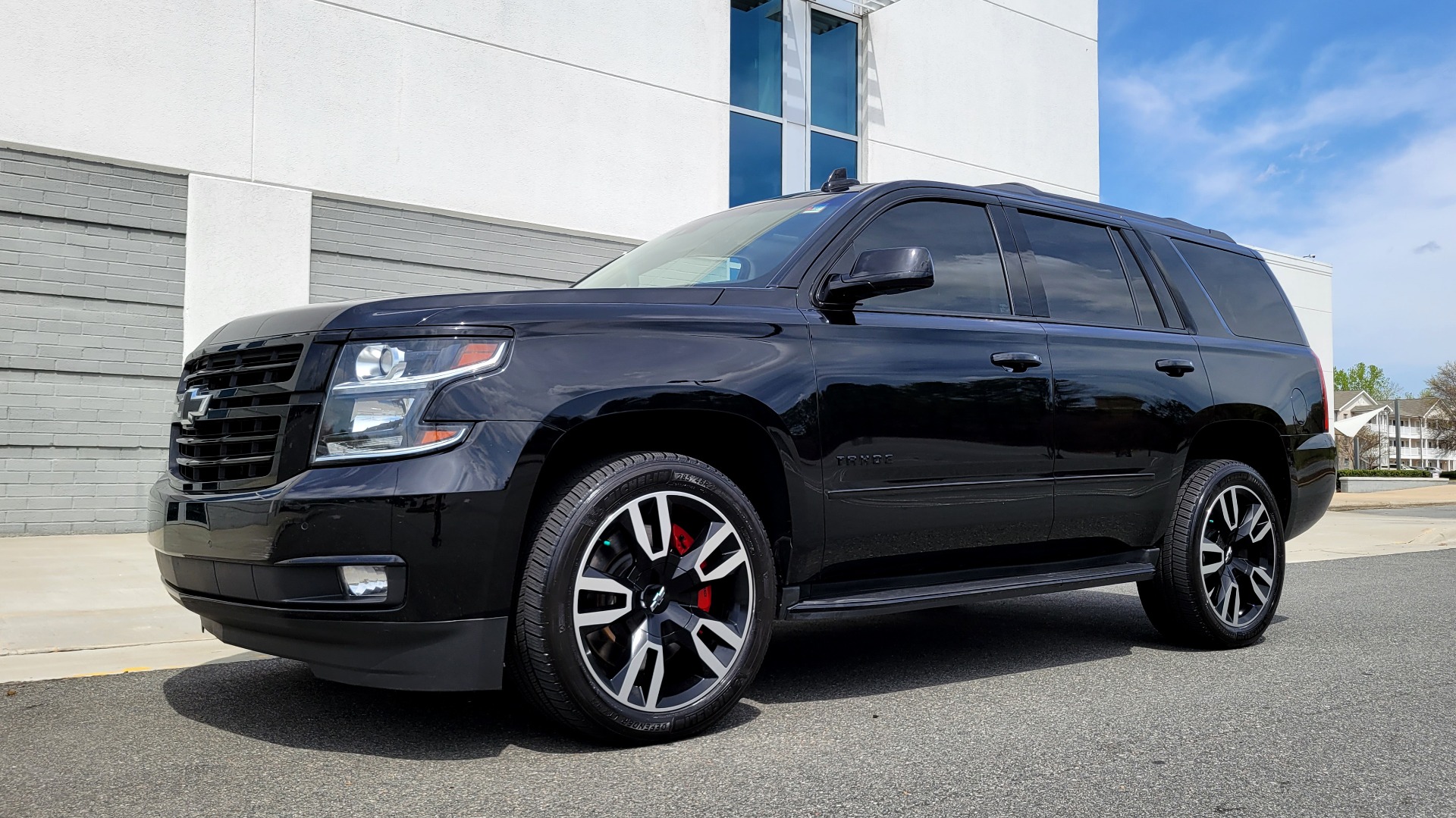 Used 2018 Chevrolet TAHOE PREMIER 6.2L 4X4 / RST EDITION / NAV / DVD / HUD / SUNROOF / REARVIEW for sale Sold at Formula Imports in Charlotte NC 28227 4