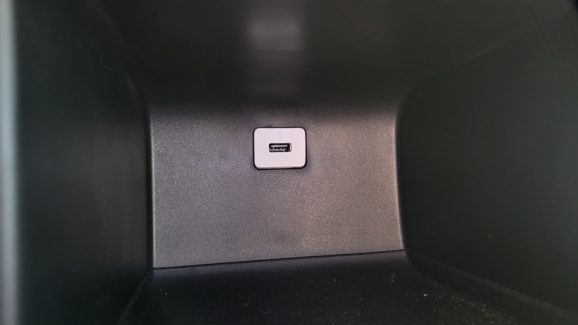 Used 2018 Chevrolet TAHOE PREMIER 6.2L 4X4 / RST EDITION / NAV / DVD / HUD / SUNROOF / REARVIEW for sale Sold at Formula Imports in Charlotte NC 28227 55