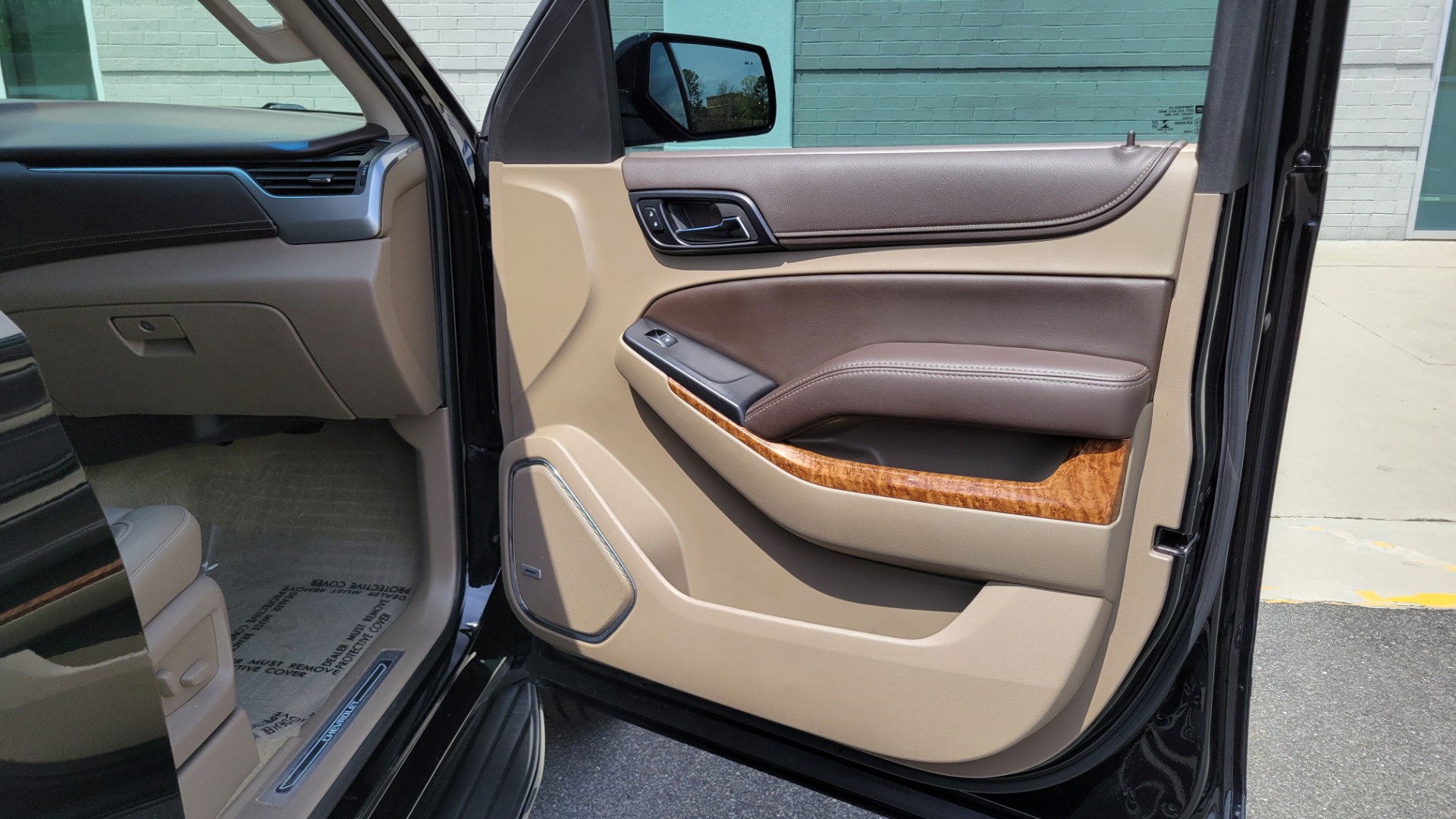 Used 2018 Chevrolet TAHOE PREMIER 6.2L 4X4 / RST EDITION / NAV / DVD / HUD / SUNROOF / REARVIEW for sale Sold at Formula Imports in Charlotte NC 28227 72
