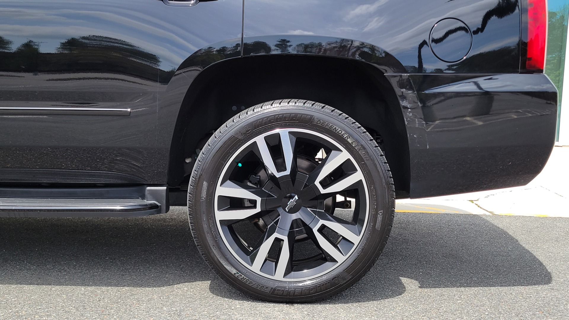 Used 2018 Chevrolet TAHOE PREMIER 6.2L 4X4 / RST EDITION / NAV / DVD / HUD / SUNROOF / REARVIEW for sale Sold at Formula Imports in Charlotte NC 28227 88