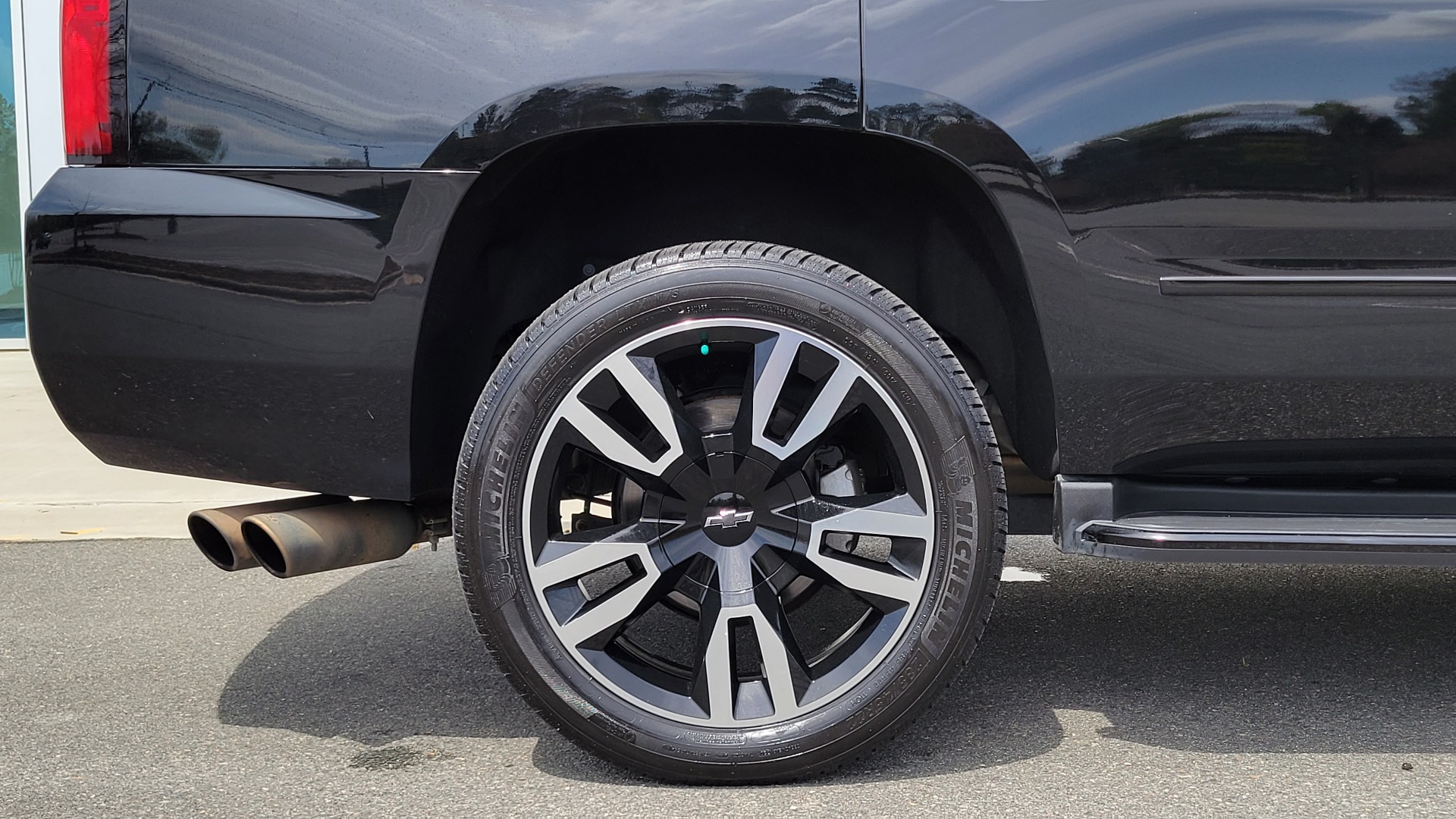 Used 2018 Chevrolet TAHOE PREMIER 6.2L 4X4 / RST EDITION / NAV / DVD / HUD / SUNROOF / REARVIEW for sale Sold at Formula Imports in Charlotte NC 28227 89