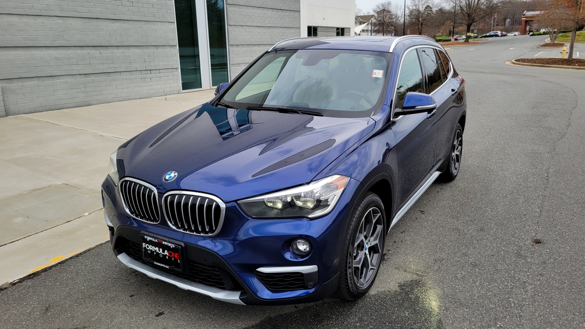 Used 2018 BMW X1 XDRIVE28I LUXURY / CONV / PARK DIST CNTRL / HTD STS & STRNG WHL / REARVIEW for sale $28,295 at Formula Imports in Charlotte NC 28227 2