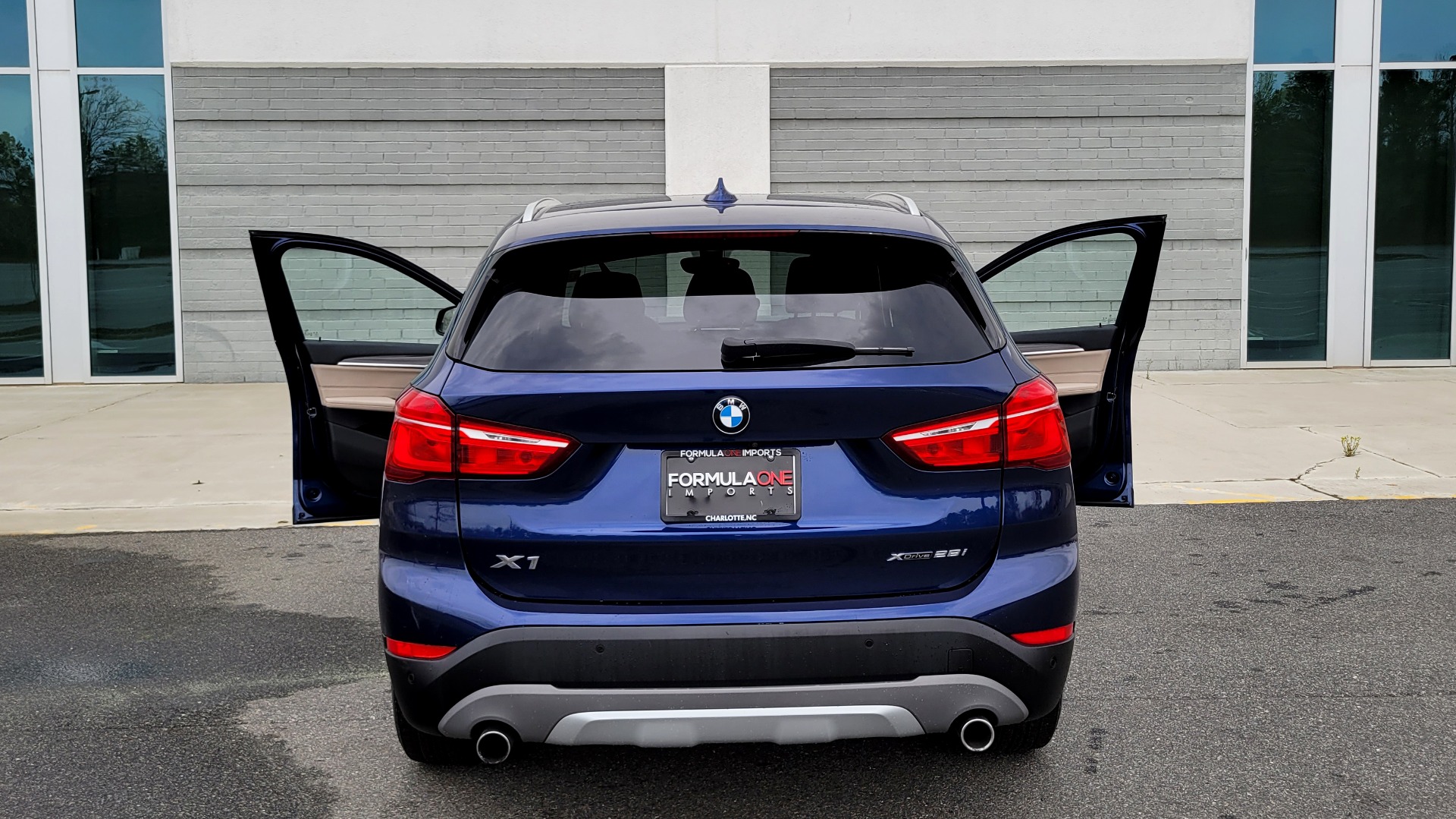 Used 2018 BMW X1 XDRIVE28I LUXURY / CONV / PARK DIST CNTRL / HTD STS & STRNG WHL / REARVIEW for sale $28,295 at Formula Imports in Charlotte NC 28227 22