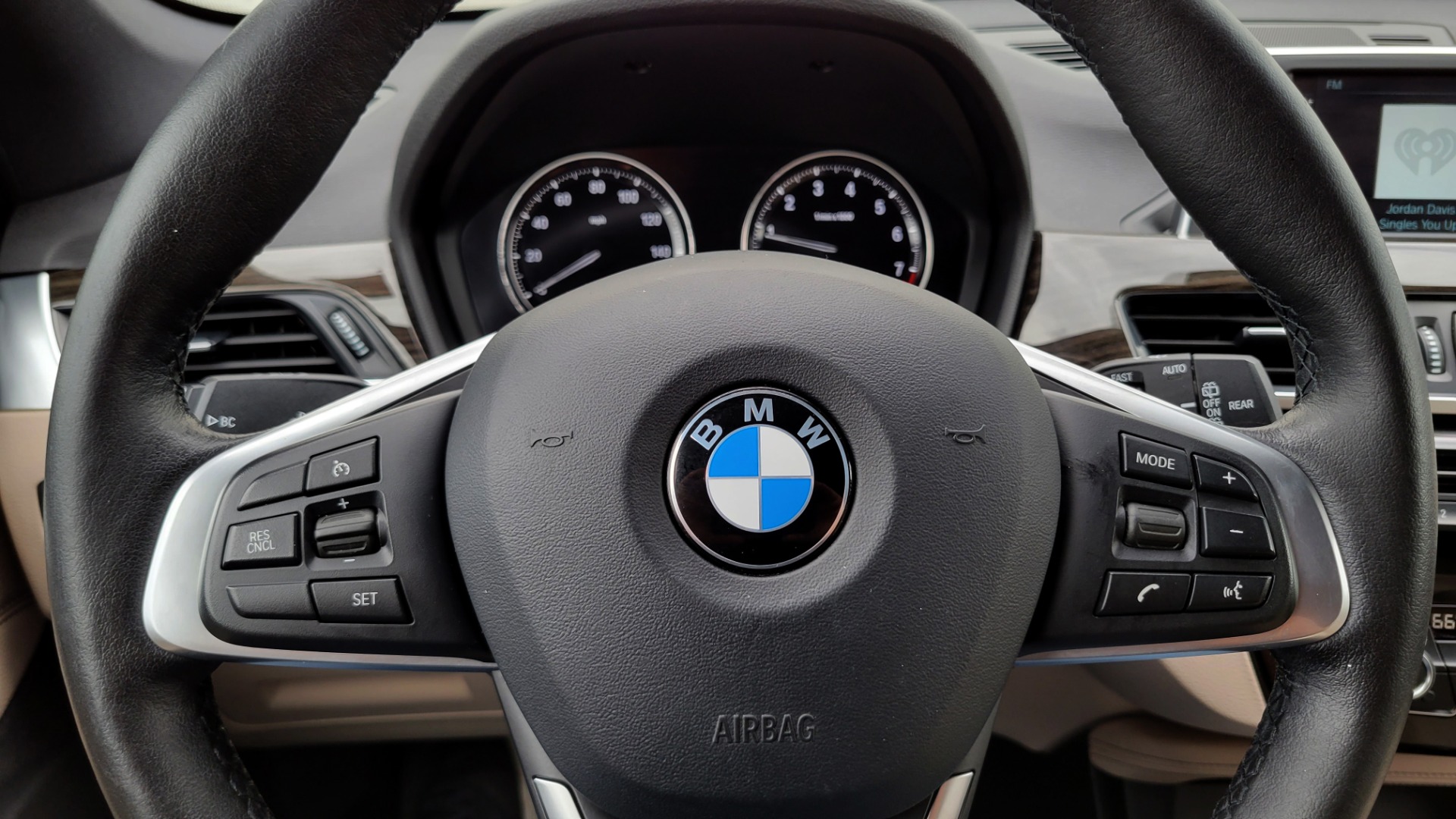 Used 2018 BMW X1 XDRIVE28I LUXURY / CONV / PARK DIST CNTRL / HTD STS & STRNG WHL / REARVIEW for sale $28,295 at Formula Imports in Charlotte NC 28227 34