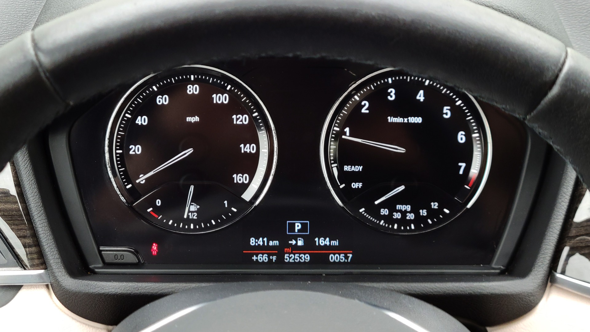 Used 2018 BMW X1 XDRIVE28I LUXURY / CONV / PARK DIST CNTRL / HTD STS & STRNG WHL / REARVIEW for sale $28,295 at Formula Imports in Charlotte NC 28227 36