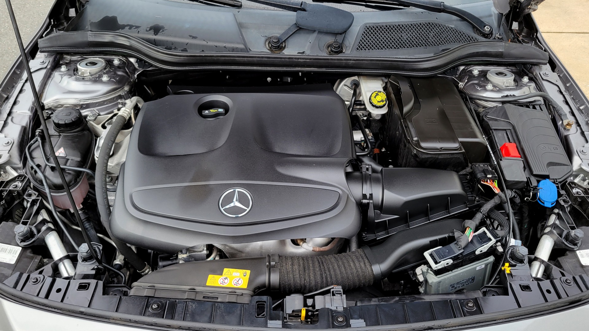 Used 2017 Mercedes-Benz GLA 250 2.0L SUV / APPLE CARPLAY / BLIND SPOT / KEYLESS-GO for sale $26,795 at Formula Imports in Charlotte NC 28227 10