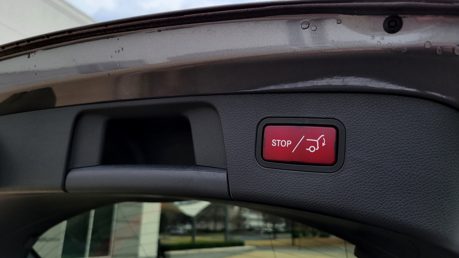Used 2017 Mercedes-Benz GLA 250 2.0L SUV / APPLE CARPLAY / BLIND SPOT / KEYLESS-GO for sale $26,795 at Formula Imports in Charlotte NC 28227 16