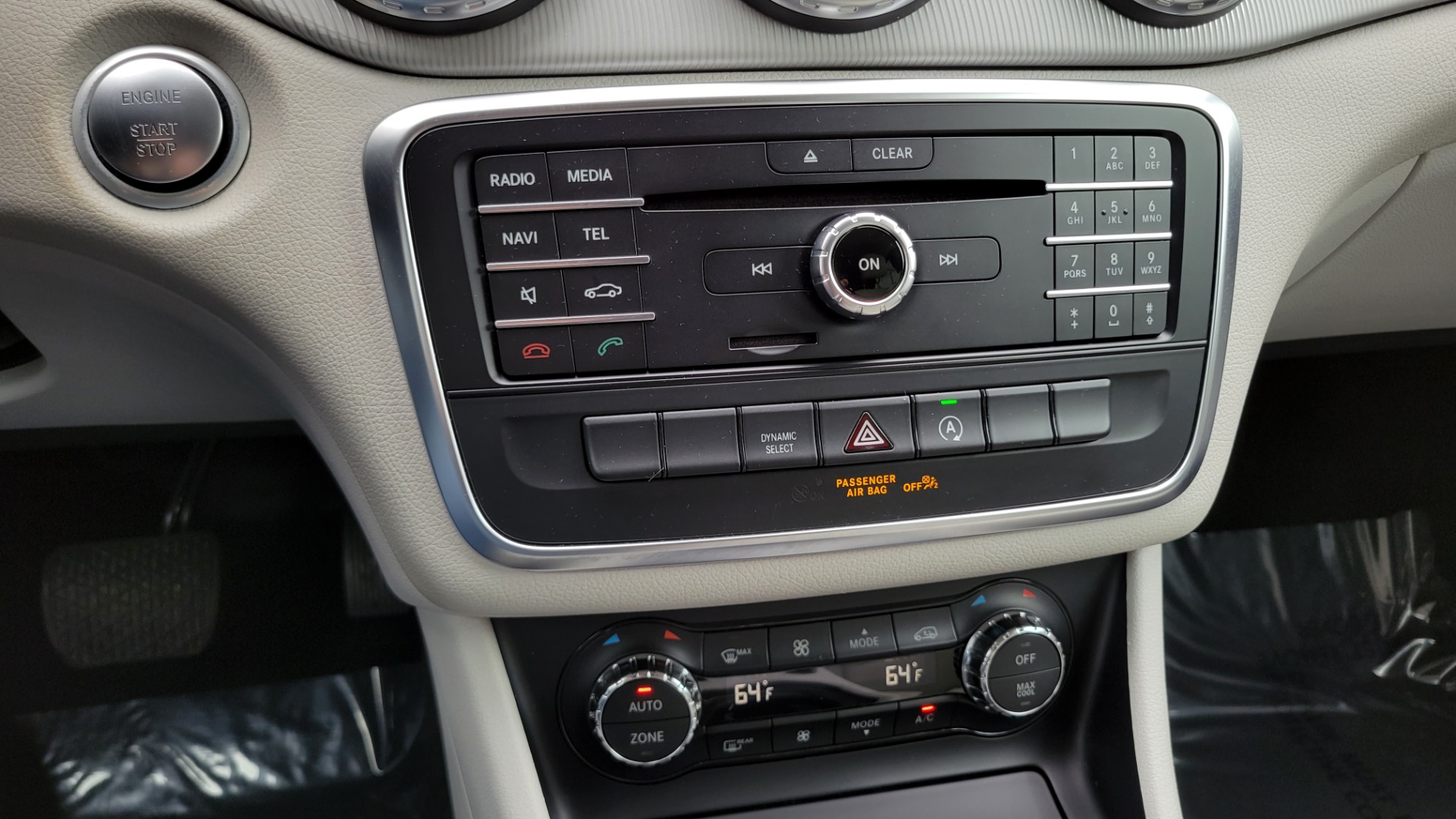 Used 2017 Mercedes-Benz GLA 250 2.0L SUV / APPLE CARPLAY / BLIND SPOT / KEYLESS-GO for sale $26,795 at Formula Imports in Charlotte NC 28227 45