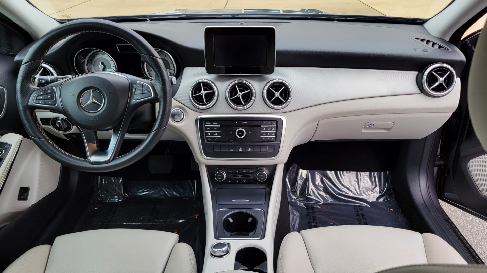 Used 2017 Mercedes-Benz GLA 250 2.0L SUV / APPLE CARPLAY / BLIND SPOT / KEYLESS-GO for sale $26,795 at Formula Imports in Charlotte NC 28227 70