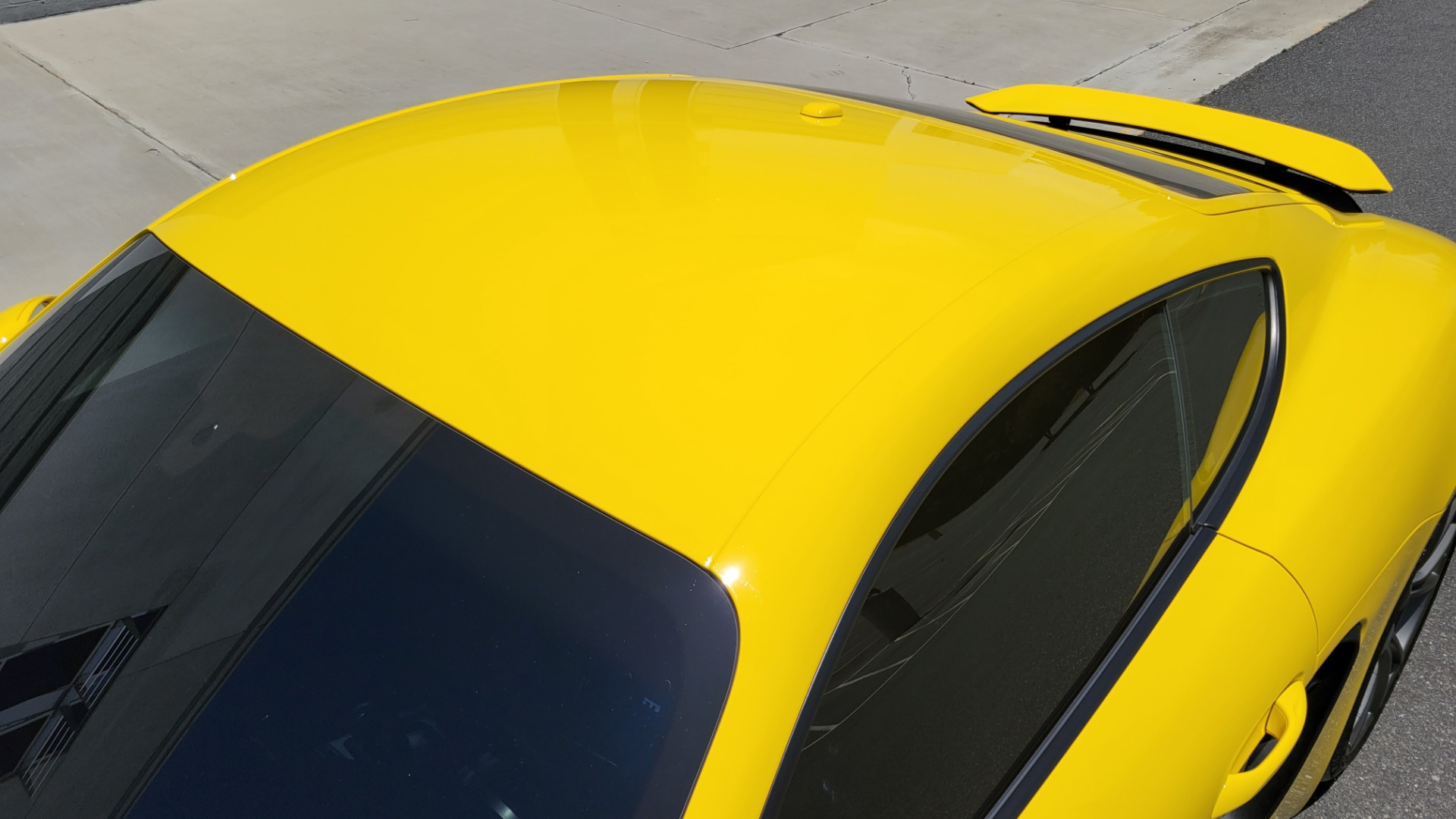 Used 2018 Porsche 718 CAYMAN S / 2.5L / PDK 7-SPD / PREMIUM / SPORT CHRONO / NAV / CAMERA for sale $76,995 at Formula Imports in Charlotte NC 28227 15