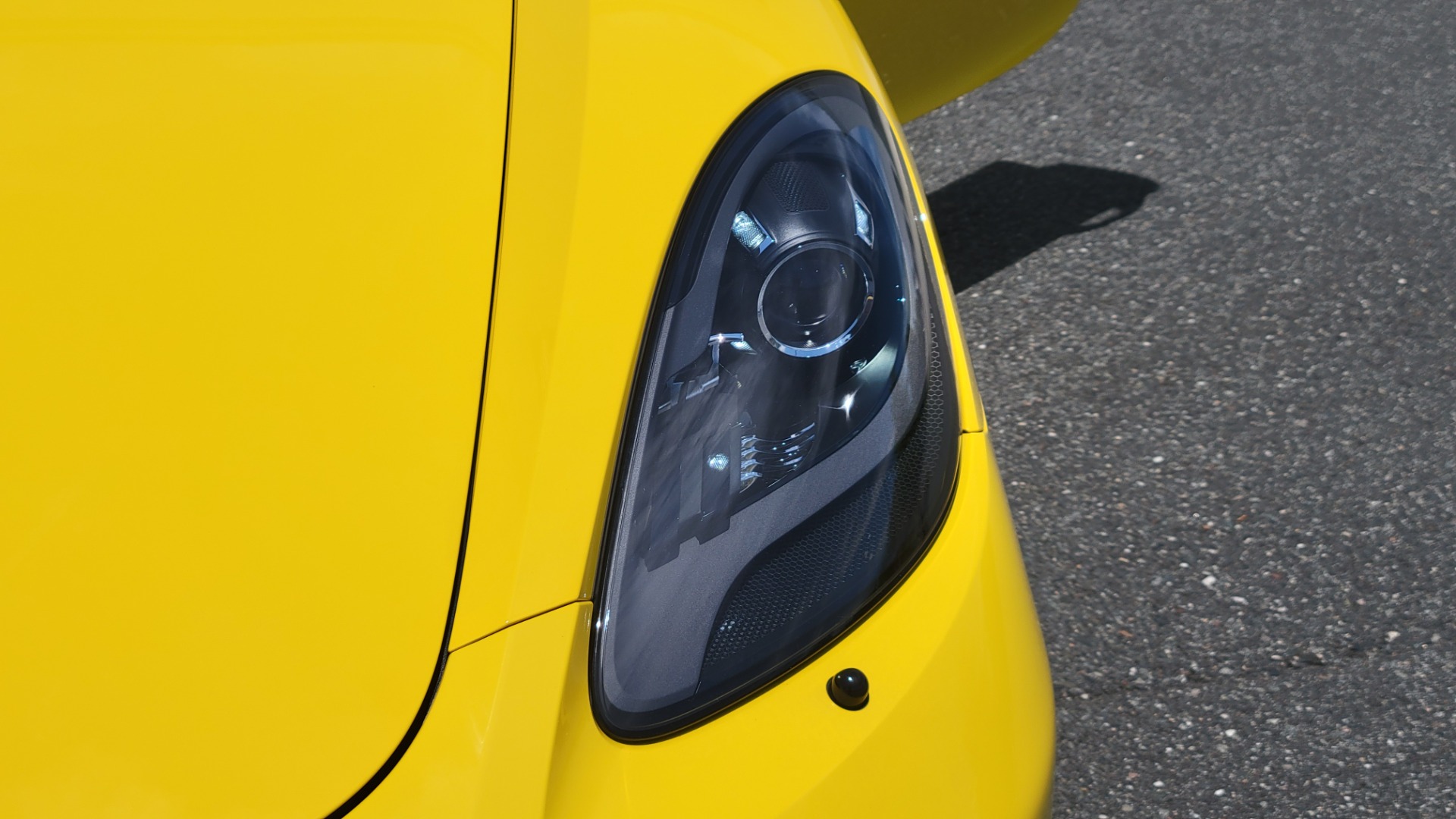 Used 2018 Porsche 718 CAYMAN S / 2.5L / PDK 7-SPD / PREMIUM / SPORT CHRONO / NAV / CAMERA for sale $76,995 at Formula Imports in Charlotte NC 28227 49