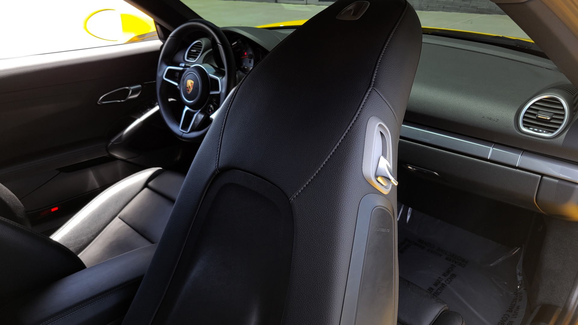 Used 2018 Porsche 718 CAYMAN S / 2.5L / PDK 7-SPD / PREMIUM / SPORT CHRONO / NAV / CAMERA for sale $76,995 at Formula Imports in Charlotte NC 28227 72