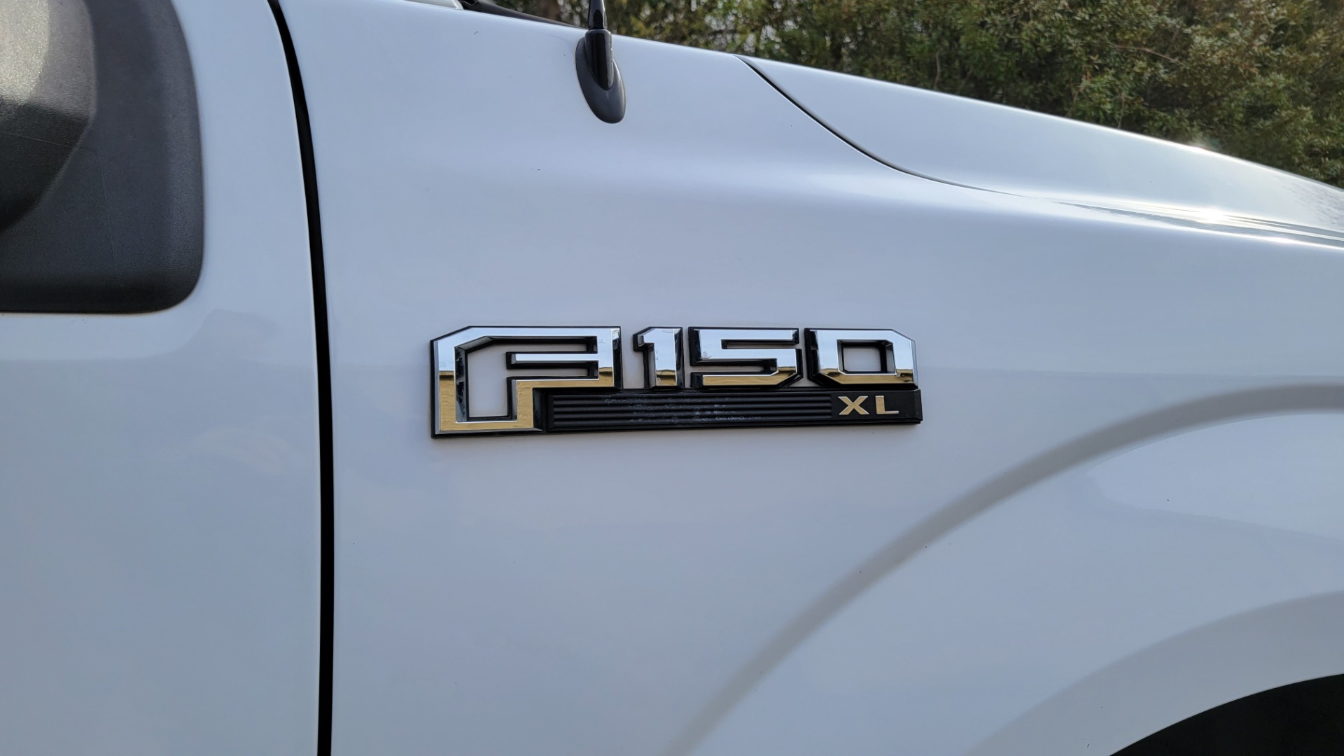 Used 2016 Ford F-150 XL REGULAR CAB 4X2 / 3.5L V6 / 6-SPD AUTO / TOWING / TOOL BOX for sale Sold at Formula Imports in Charlotte NC 28227 11