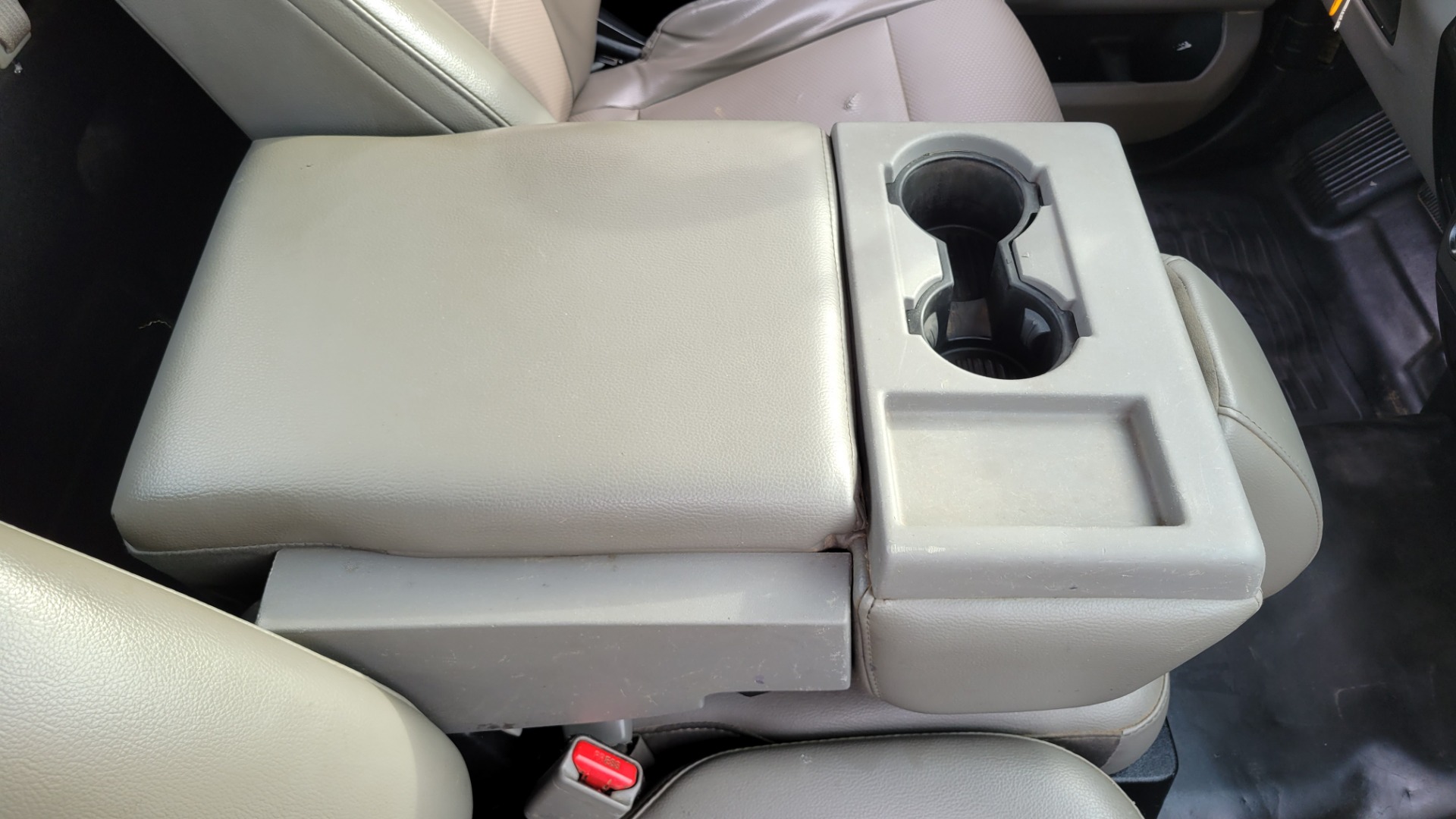 Used 2016 Ford F-150 XL REGULAR CAB 4X2 / 3.5L V6 / 6-SPD AUTO / TOWING / TOOL BOX for sale Sold at Formula Imports in Charlotte NC 28227 35