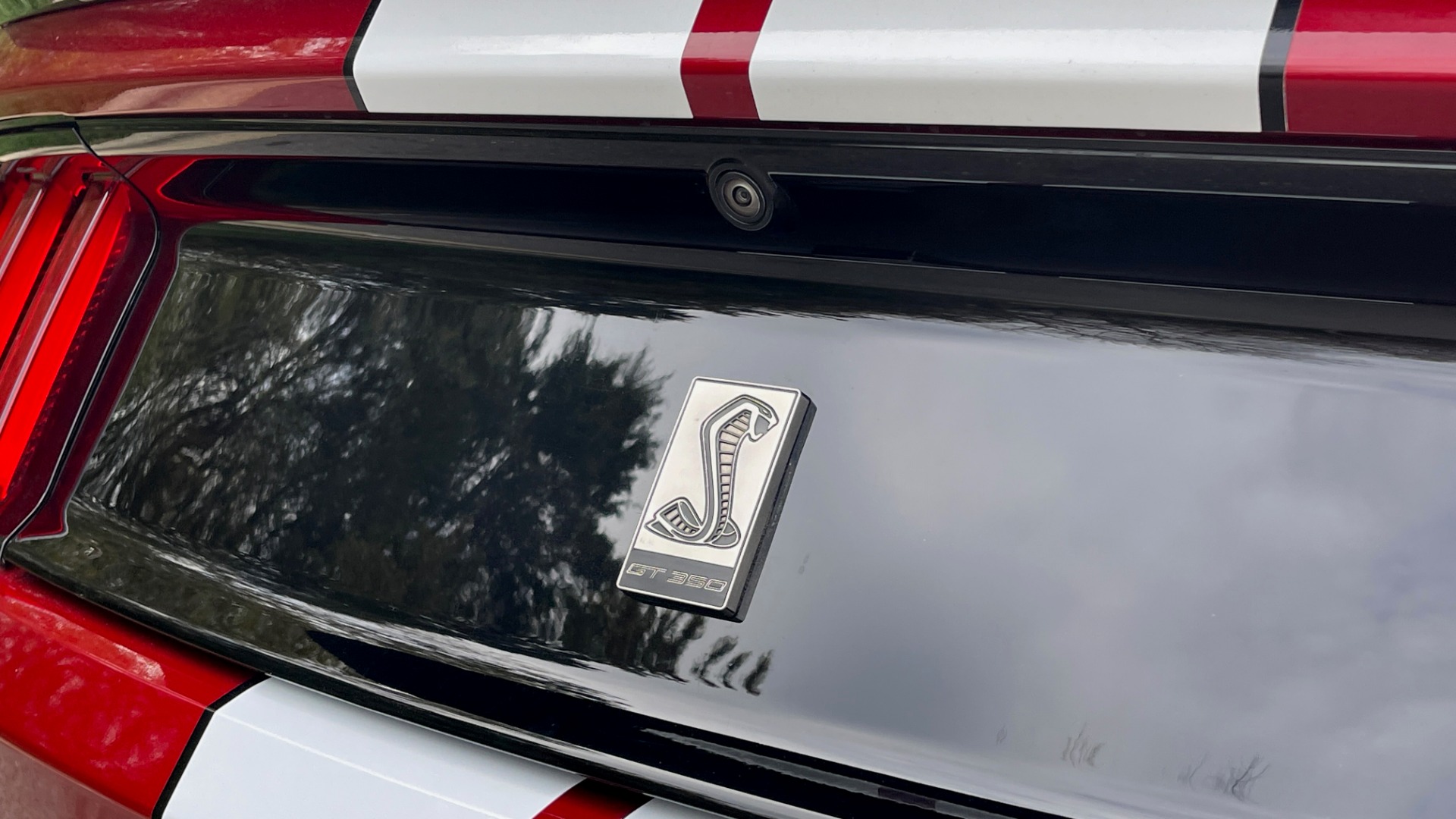 Used 2017 Ford MUSTANG SHELBY GT350 COUPE / 526HP / 6-SPD MAN / NAV / SHAKER SND / REARVIEW for sale Sold at Formula Imports in Charlotte NC 28227 30
