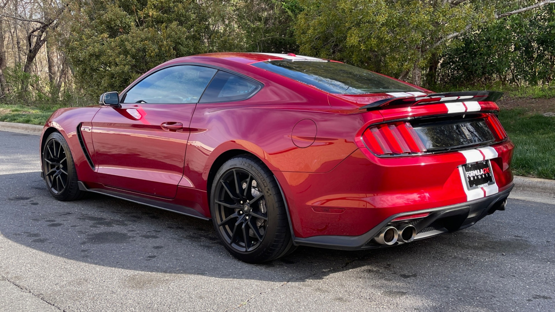 Used 2017 Ford MUSTANG SHELBY GT350 COUPE / 526HP / 6-SPD MAN / NAV / SHAKER SND / REARVIEW for sale Sold at Formula Imports in Charlotte NC 28227 6