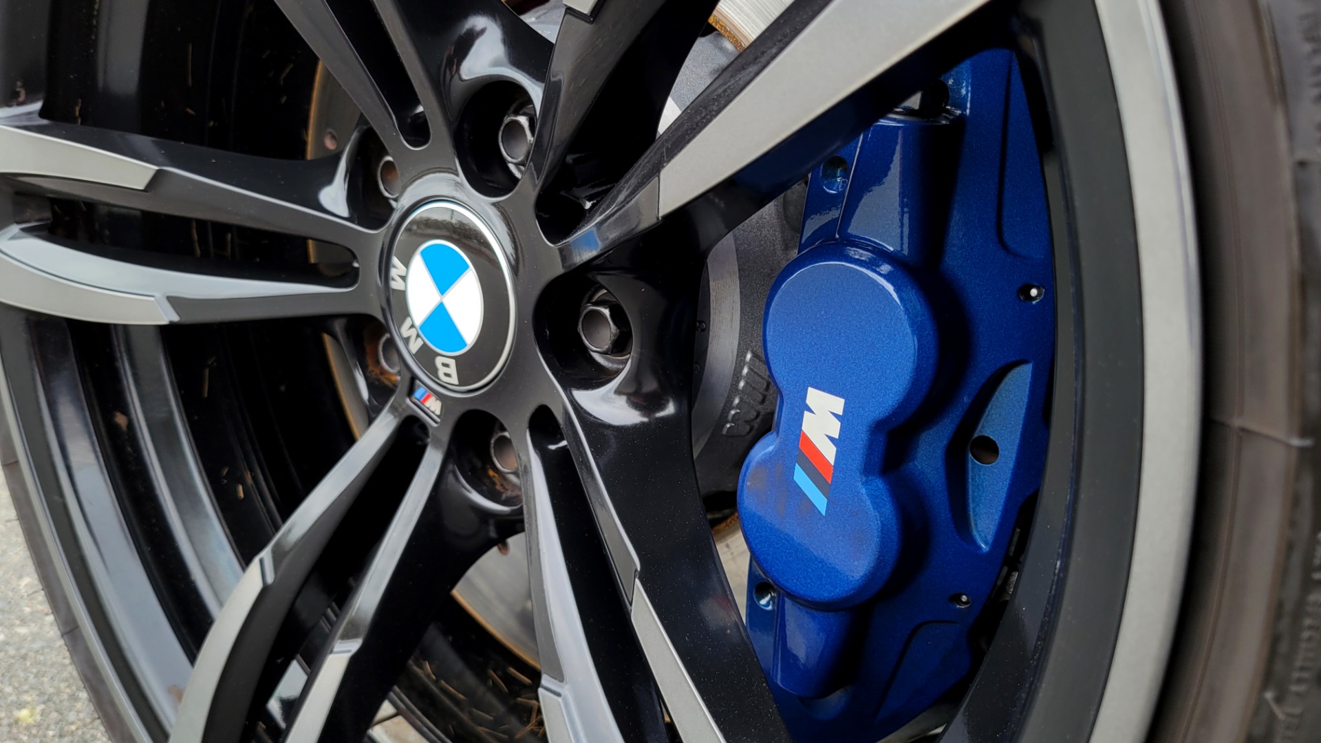 Used 2018 BMW M2 COUPE W/EXECUTIVE PKG / WIFI / H/K SND / PARK ASST / REARVIEW for sale Sold at Formula Imports in Charlotte NC 28227 15
