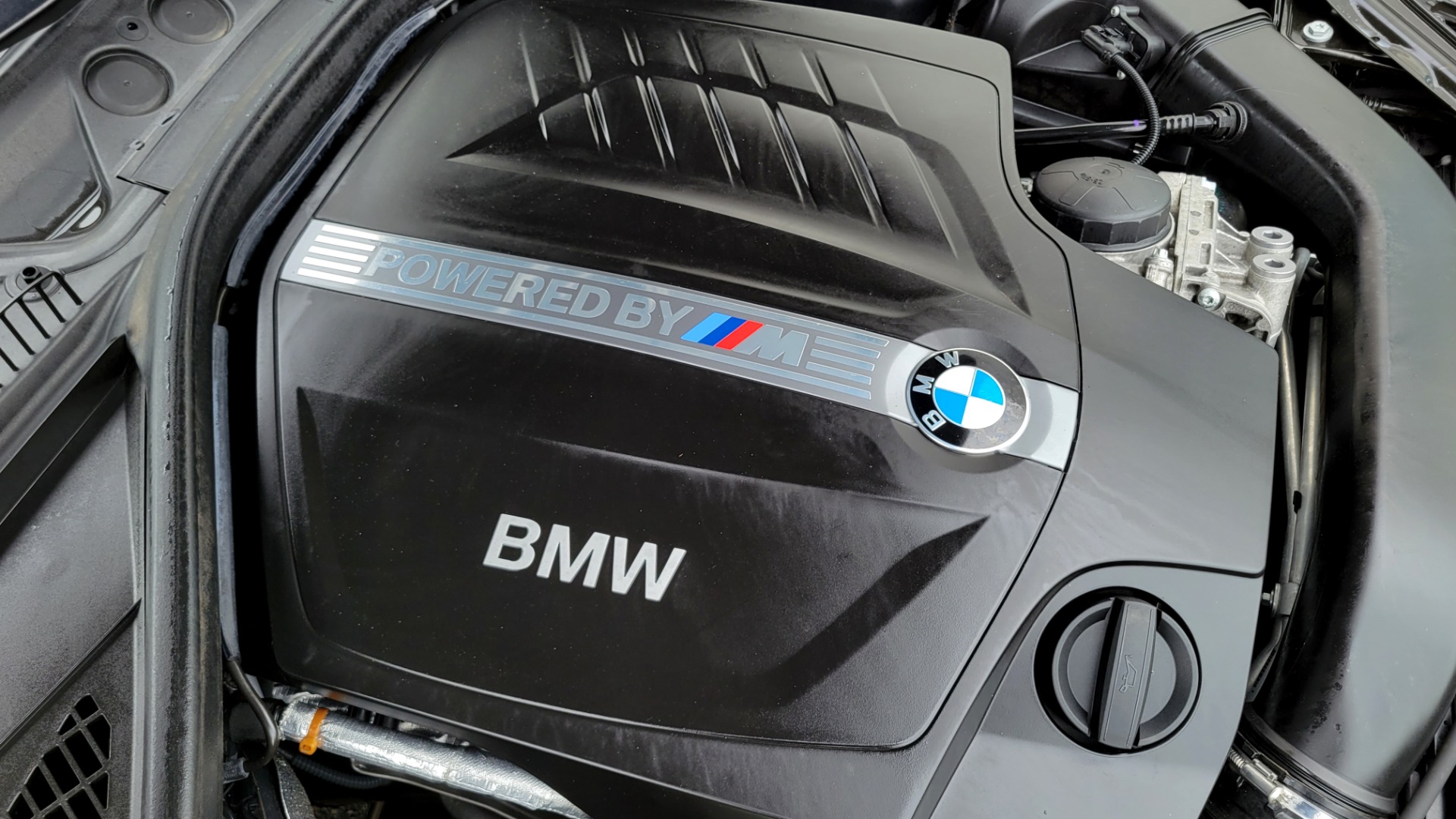 Used 2018 BMW M2 COUPE W/EXECUTIVE PKG / WIFI / H/K SND / PARK ASST / REARVIEW for sale Sold at Formula Imports in Charlotte NC 28227 18