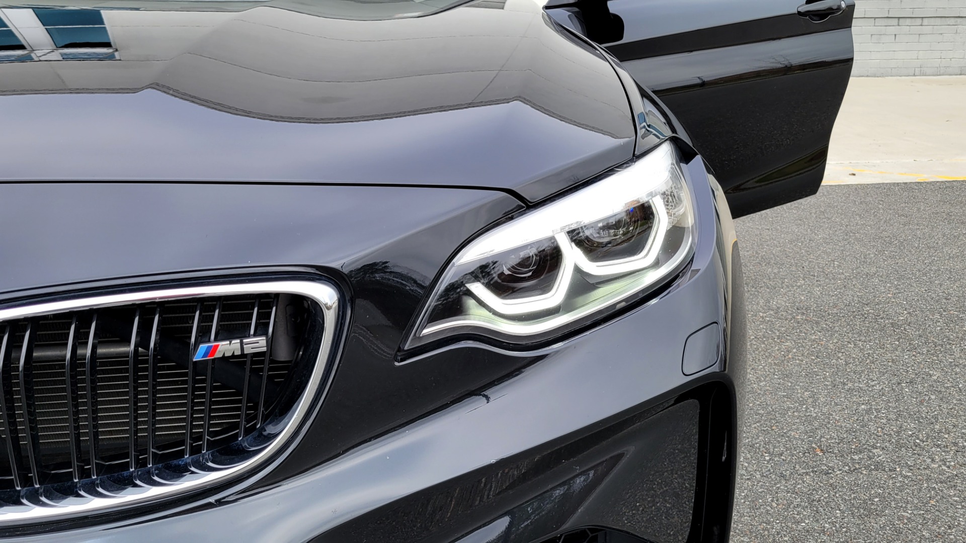 Used 2018 BMW M2 COUPE W/EXECUTIVE PKG / WIFI / H/K SND / PARK ASST / REARVIEW for sale Sold at Formula Imports in Charlotte NC 28227 25