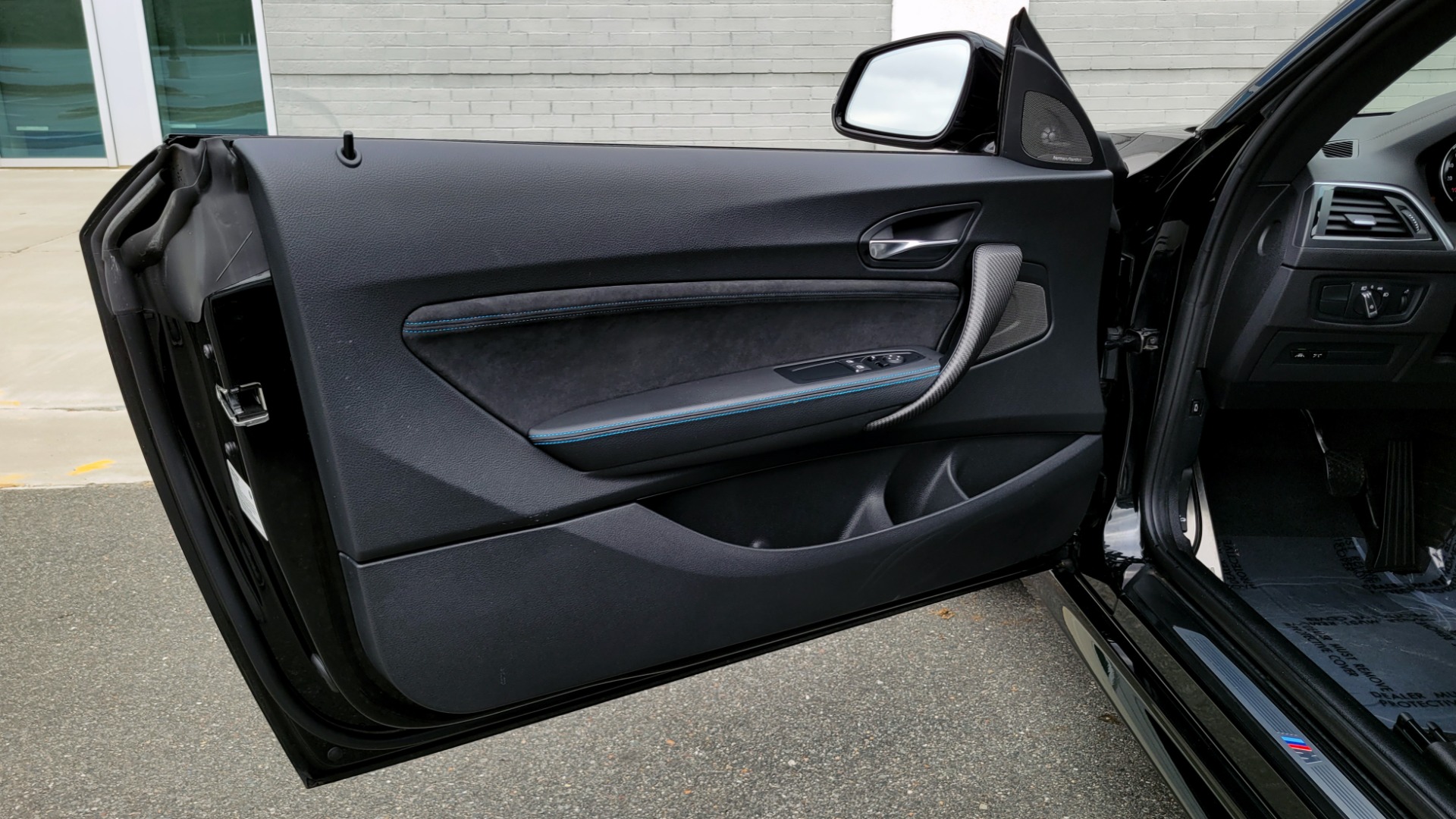 Used 2018 BMW M2 COUPE W/EXECUTIVE PKG / WIFI / H/K SND / PARK ASST / REARVIEW for sale Sold at Formula Imports in Charlotte NC 28227 33