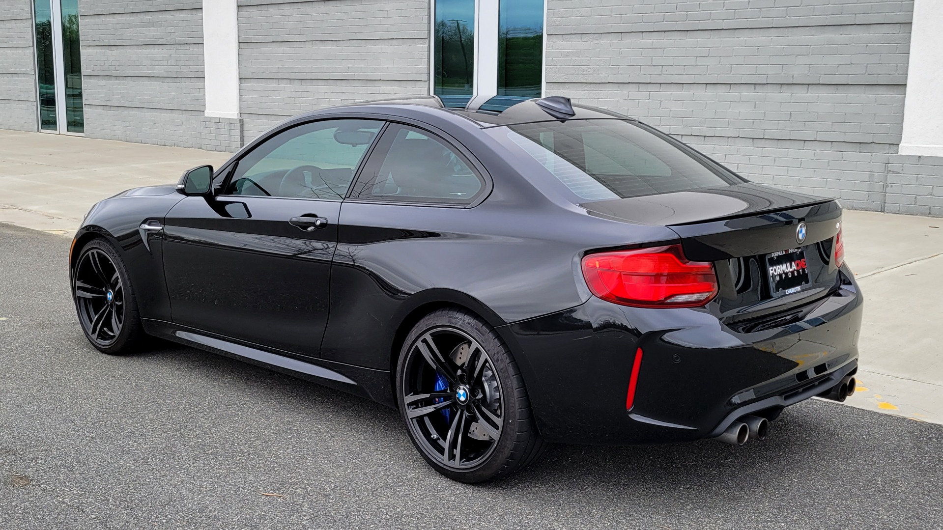 Used 2018 BMW M2 COUPE W/EXECUTIVE PKG / WIFI / H/K SND / PARK ASST / REARVIEW for sale Sold at Formula Imports in Charlotte NC 28227 5