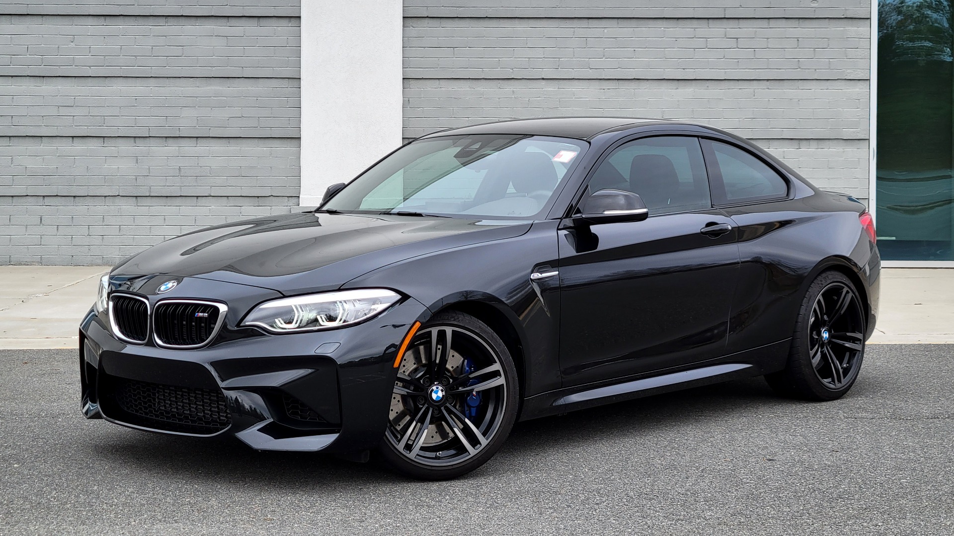 Used 2018 BMW M2 COUPE W/EXECUTIVE PKG / WIFI / H/K SND / PARK ASST / REARVIEW for sale Sold at Formula Imports in Charlotte NC 28227 1