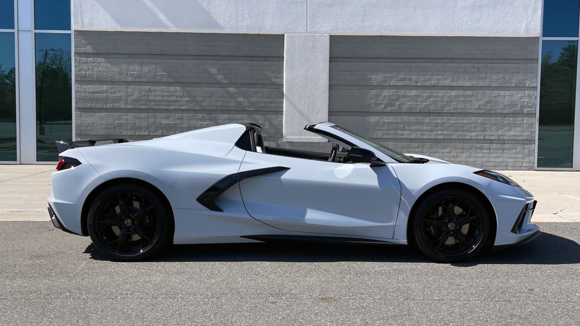 Used 2022 Chevrolet CORVETTE STINGRAY 3LT CONVERTIBLE / AUTO / PERF PKG / Z51 SUSP for sale Sold at Formula Imports in Charlotte NC 28227 15