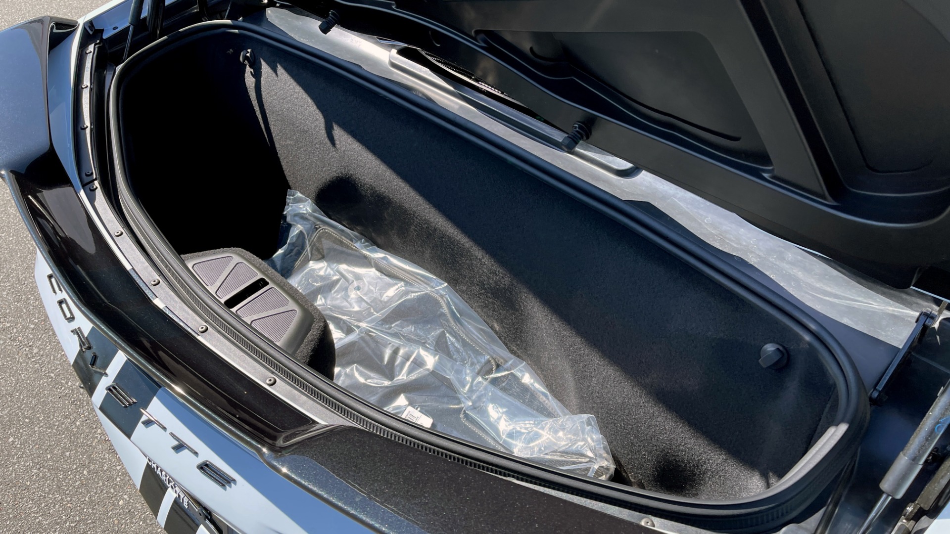 Used 2022 Chevrolet CORVETTE STINGRAY 3LT CONVERTIBLE / AUTO / PERF PKG / Z51 SUSP for sale Sold at Formula Imports in Charlotte NC 28227 25