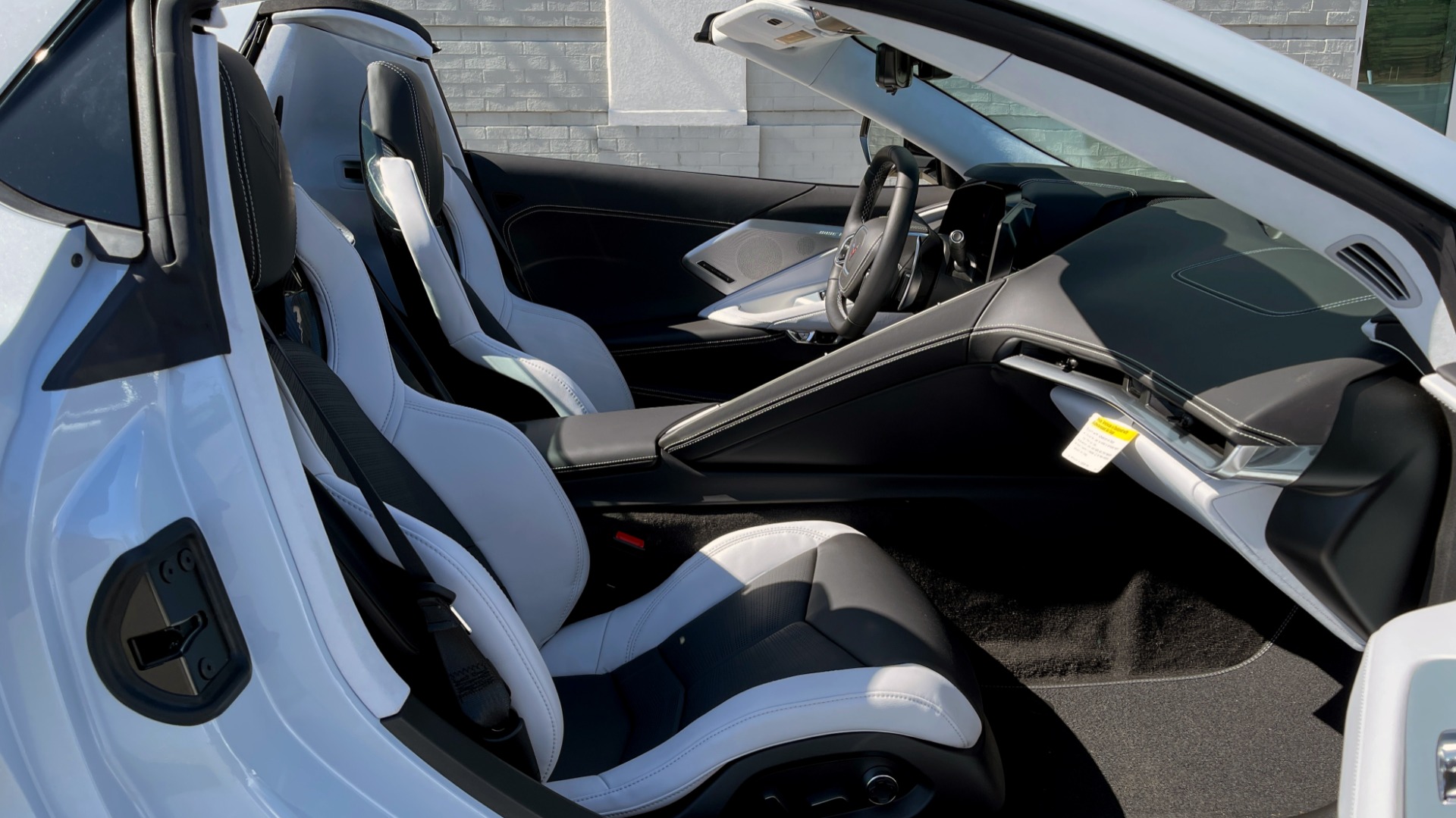 Used 2022 Chevrolet CORVETTE STINGRAY 3LT CONVERTIBLE / AUTO / PERF PKG / Z51 SUSP for sale Sold at Formula Imports in Charlotte NC 28227 77